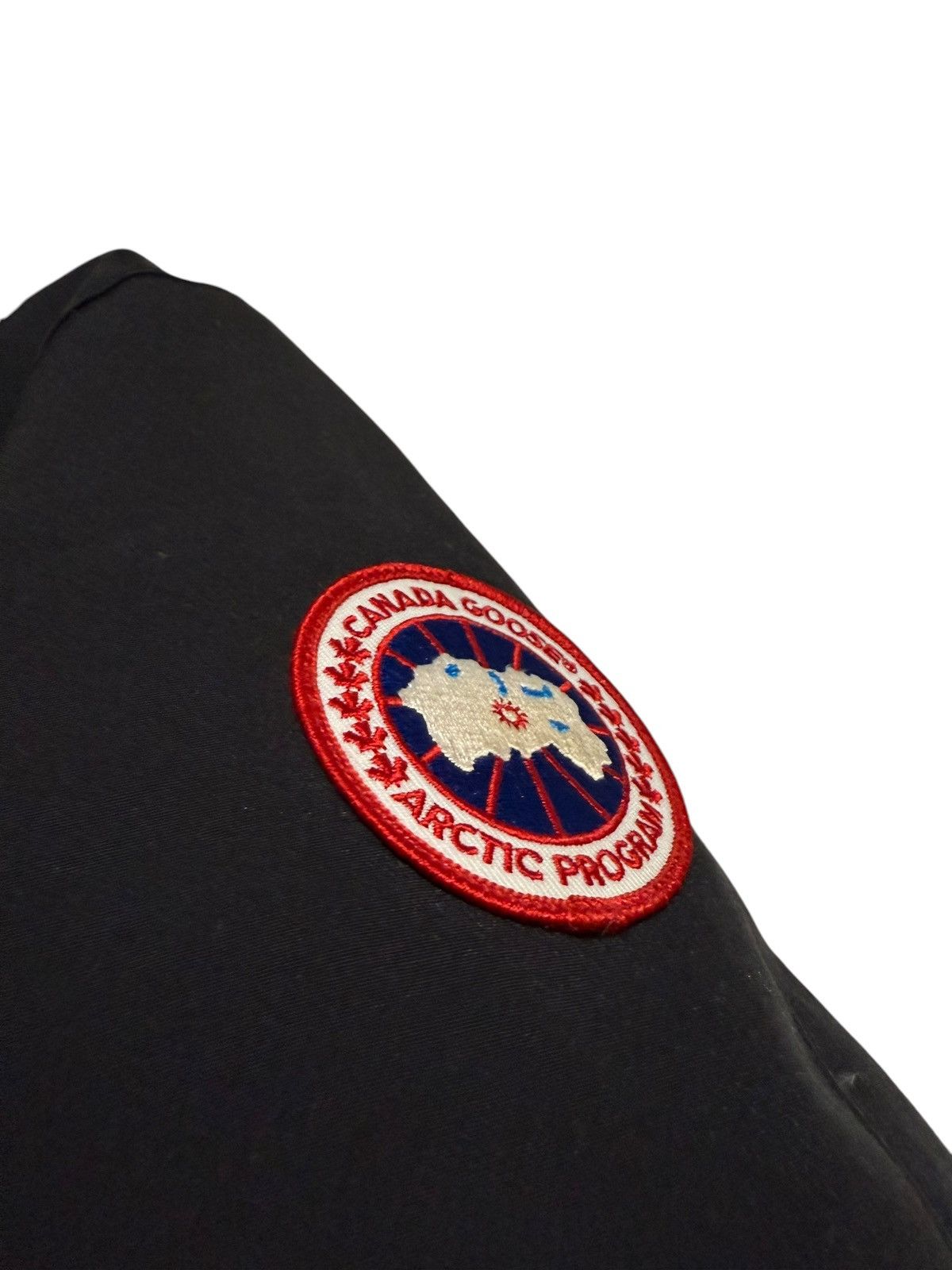 Canada Goose Canada Goose parka jacket down puffer Size M / US 6-8 / IT 42-44 - 2 Thumbnail
