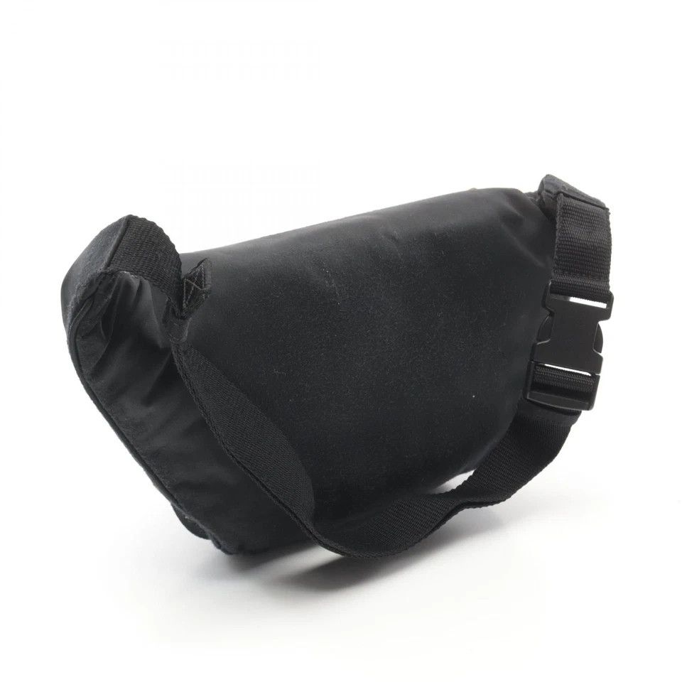 Balenciaga o1bcso1str1225 Size: OS / Explorer Beltpack in Black Size ONE SIZE - 2 Thumbnail