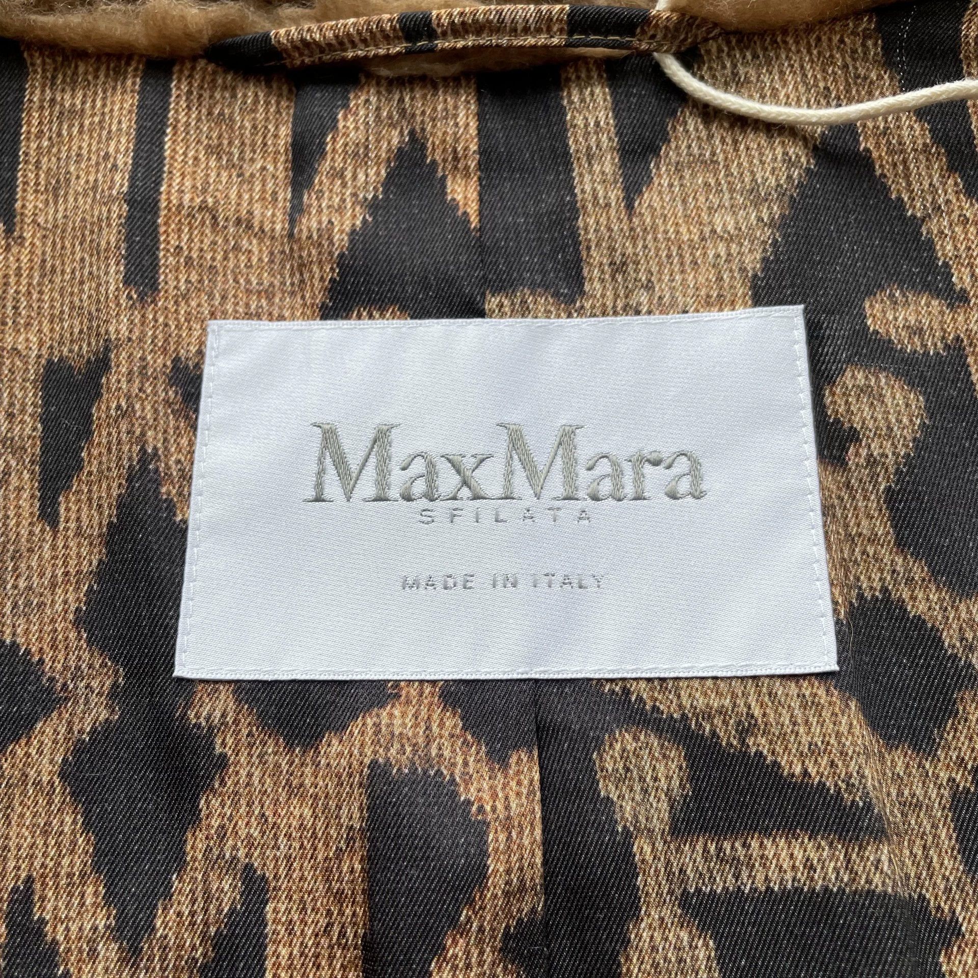 Max Mara MaxMara Teddy Runway Oversize Coat Women's Camel M Size M / US 6-8 / IT 42-44 - 5 Thumbnail