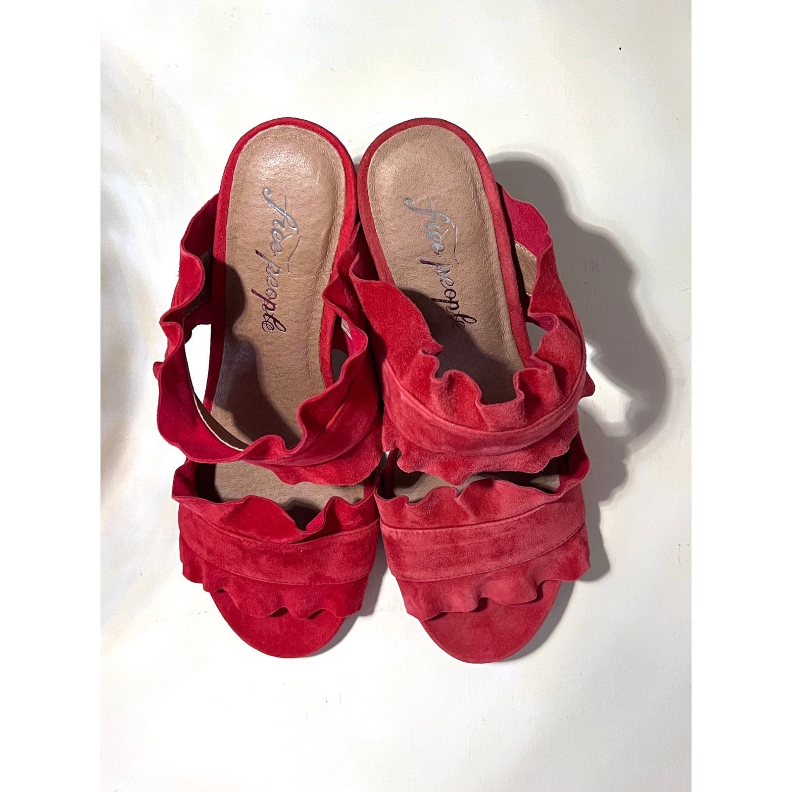 Free People Free People Rosie Ruffle Stacked Heel Red Size EU 37 US 6.5 Size US 6.5 / IT 36.5 - 6 Thumbnail