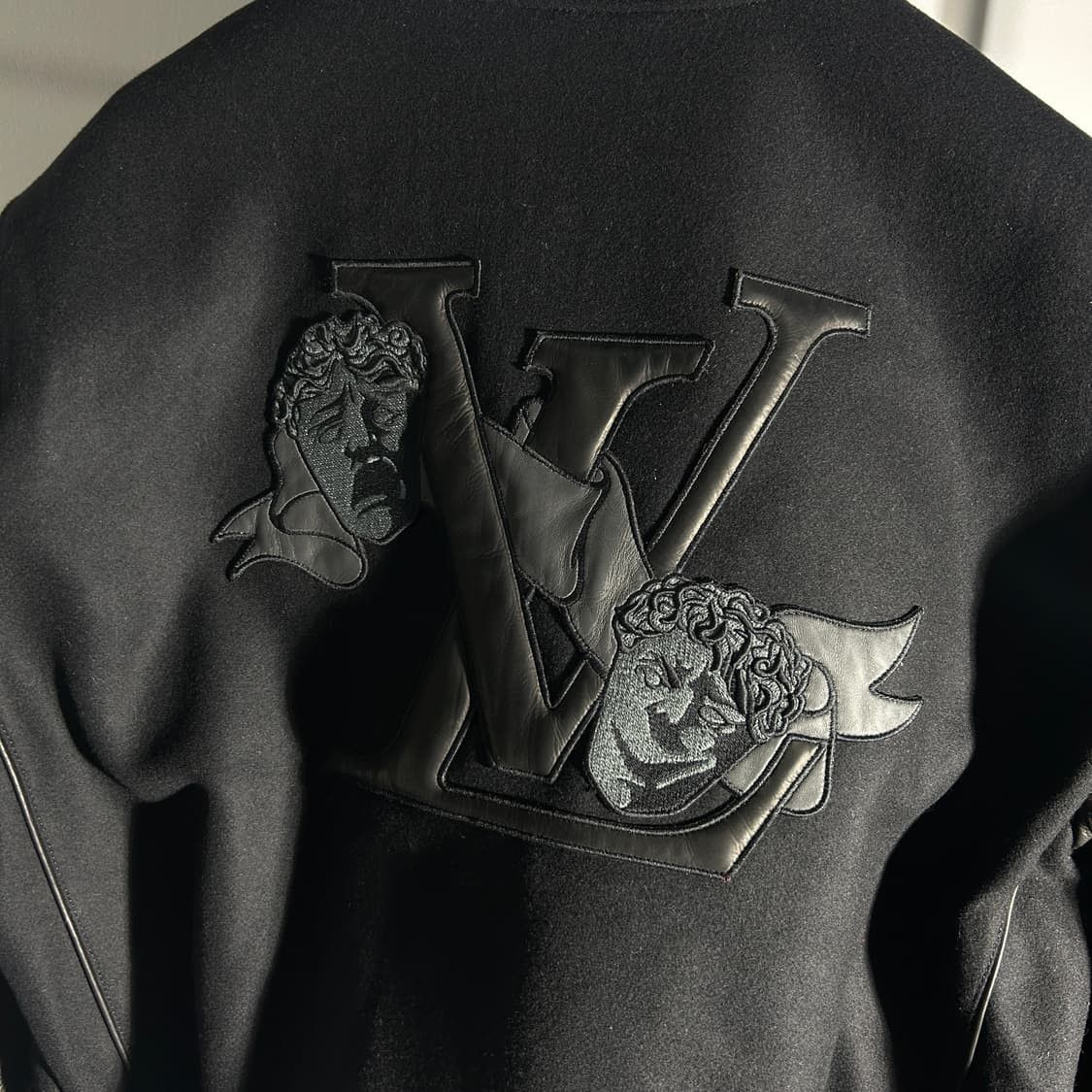 Louis Vuitton Louis Vuitton embossed leather and wool varsity jacket Size US L / EU 52-54 / 3 - 5 Thumbnail