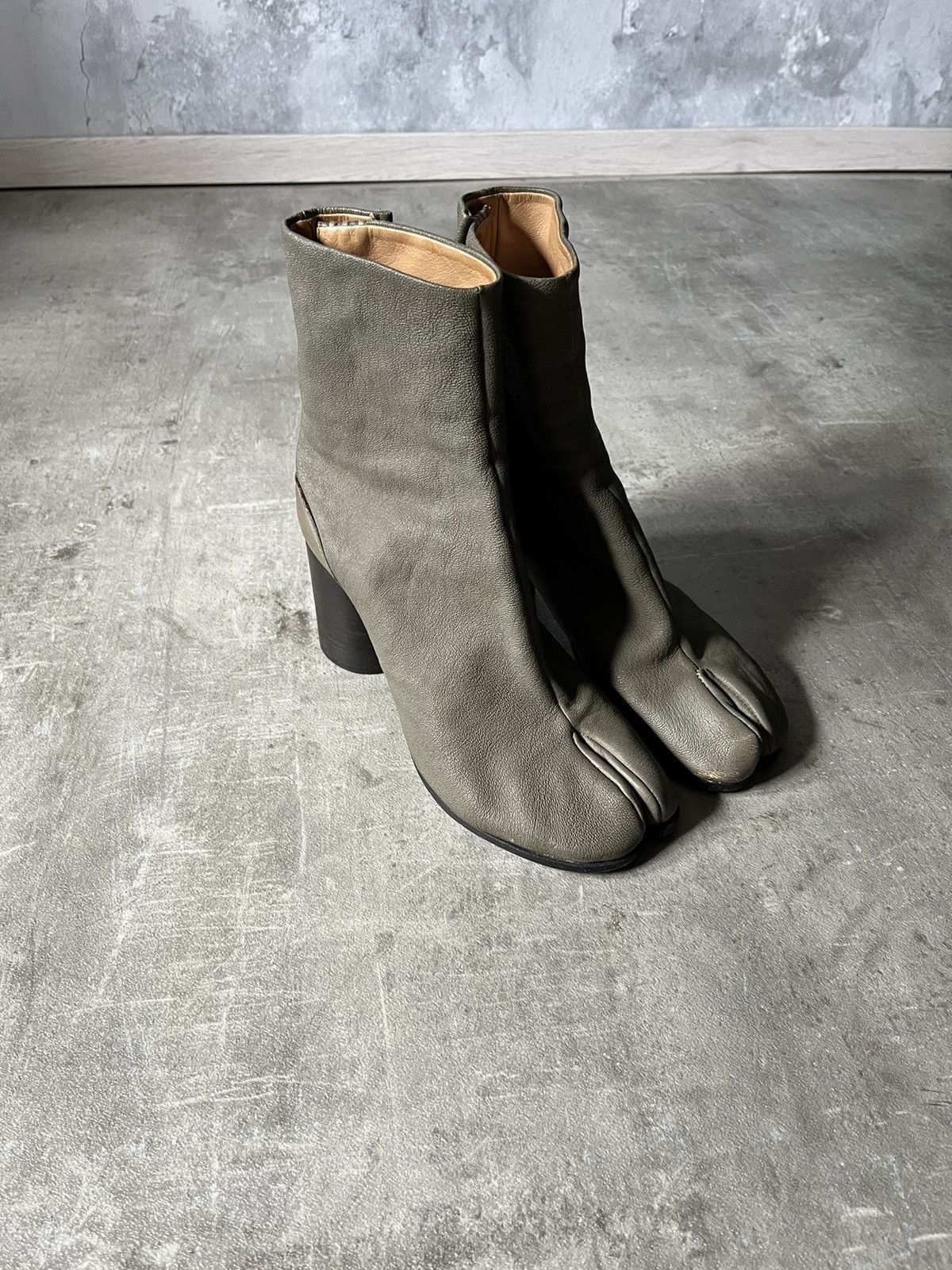 Maison Margiela Tabi Heel Shoes Leather Boots Khaki in Grey, Women's (Size 11)