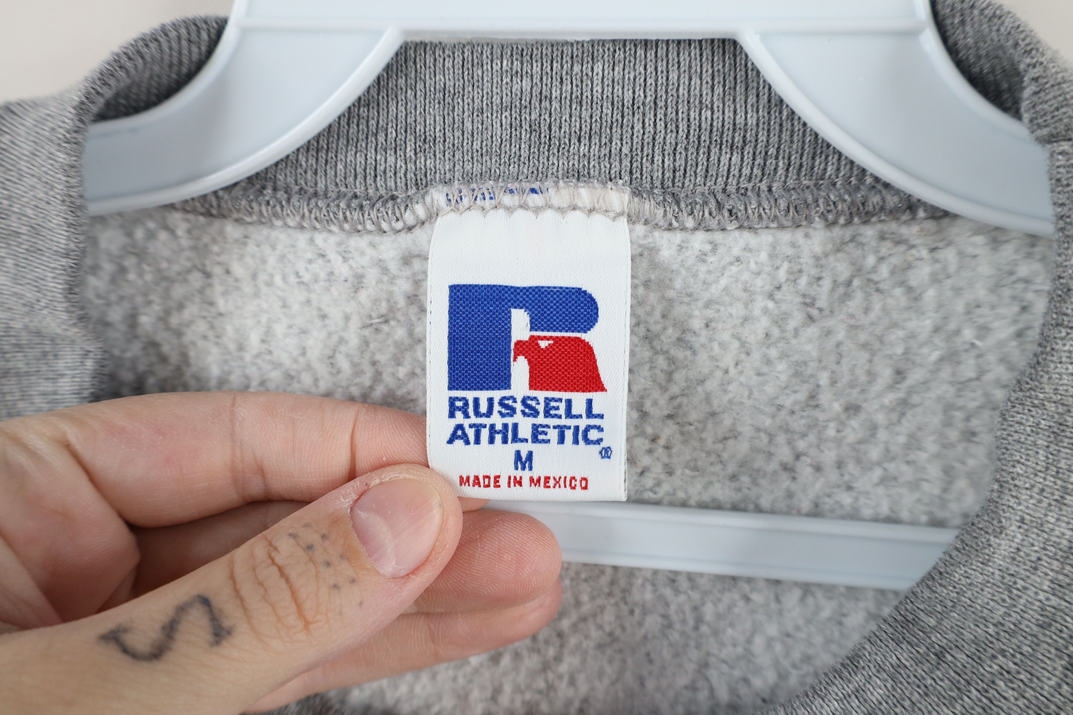 Russell Athletic × Vintage Vintage 90s Russell Athletic University Crewneck Sweatshirt Size US M / EU 48-50 / 2 - 9 Thumbnail