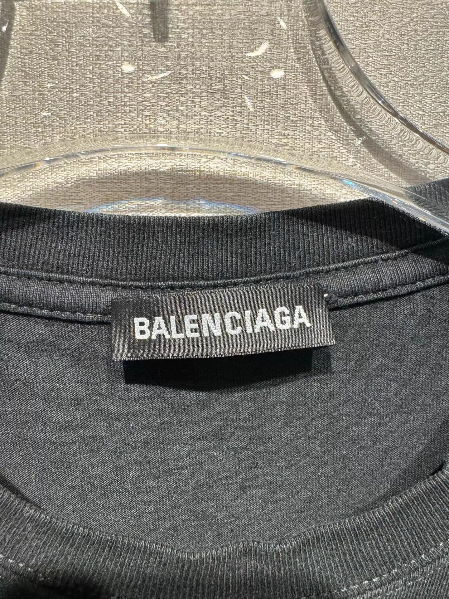 Balenciaga Balenciaga Women's Black Chest Wheat Print SS Tee XS Size US XS / EU 42 / 0 - 4 Thumbnail