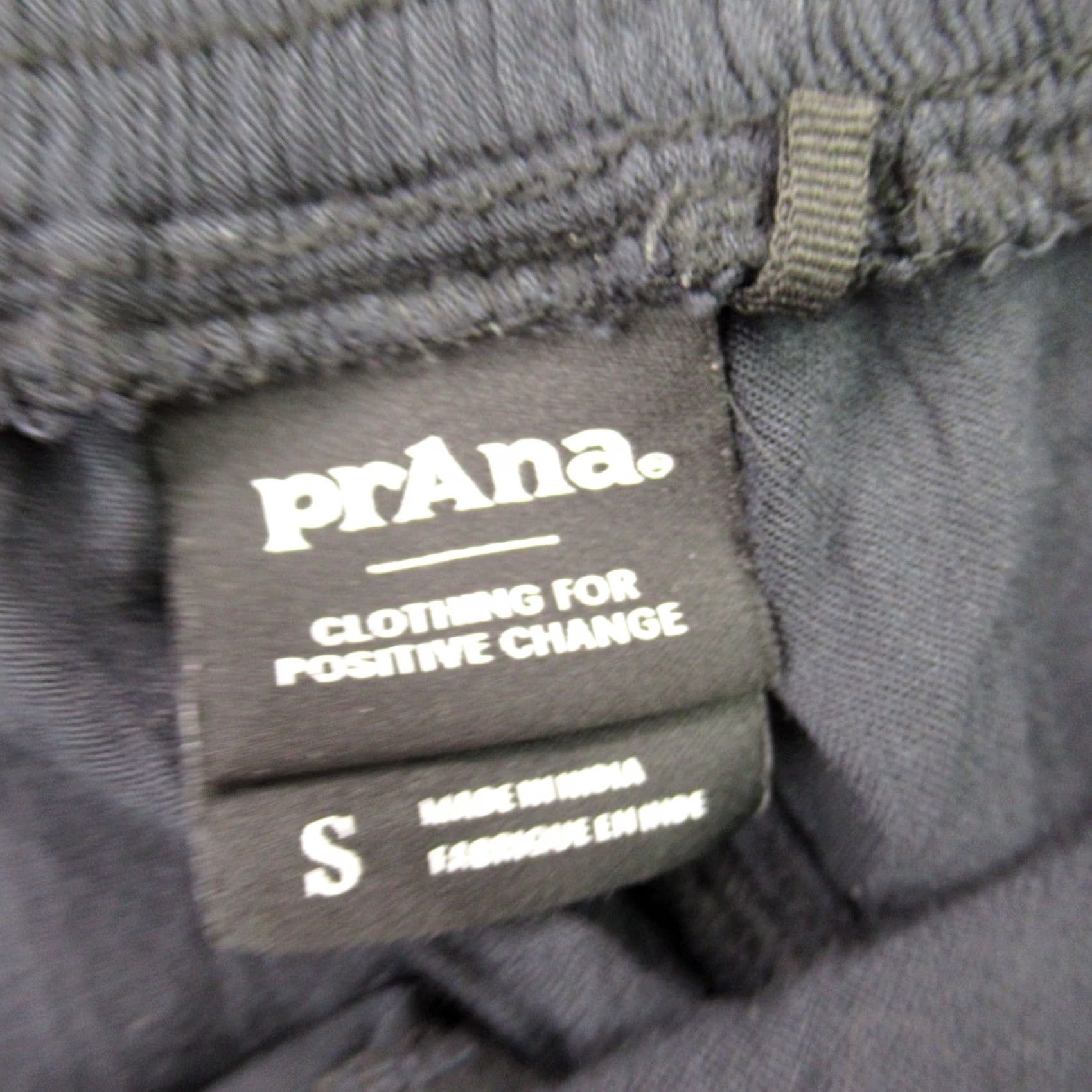 Prana Prana Shorts Womens Small Lightweight Outdoors Chino Pockets Black Size 28" / US 6 / IT 42 - 3 Thumbnail