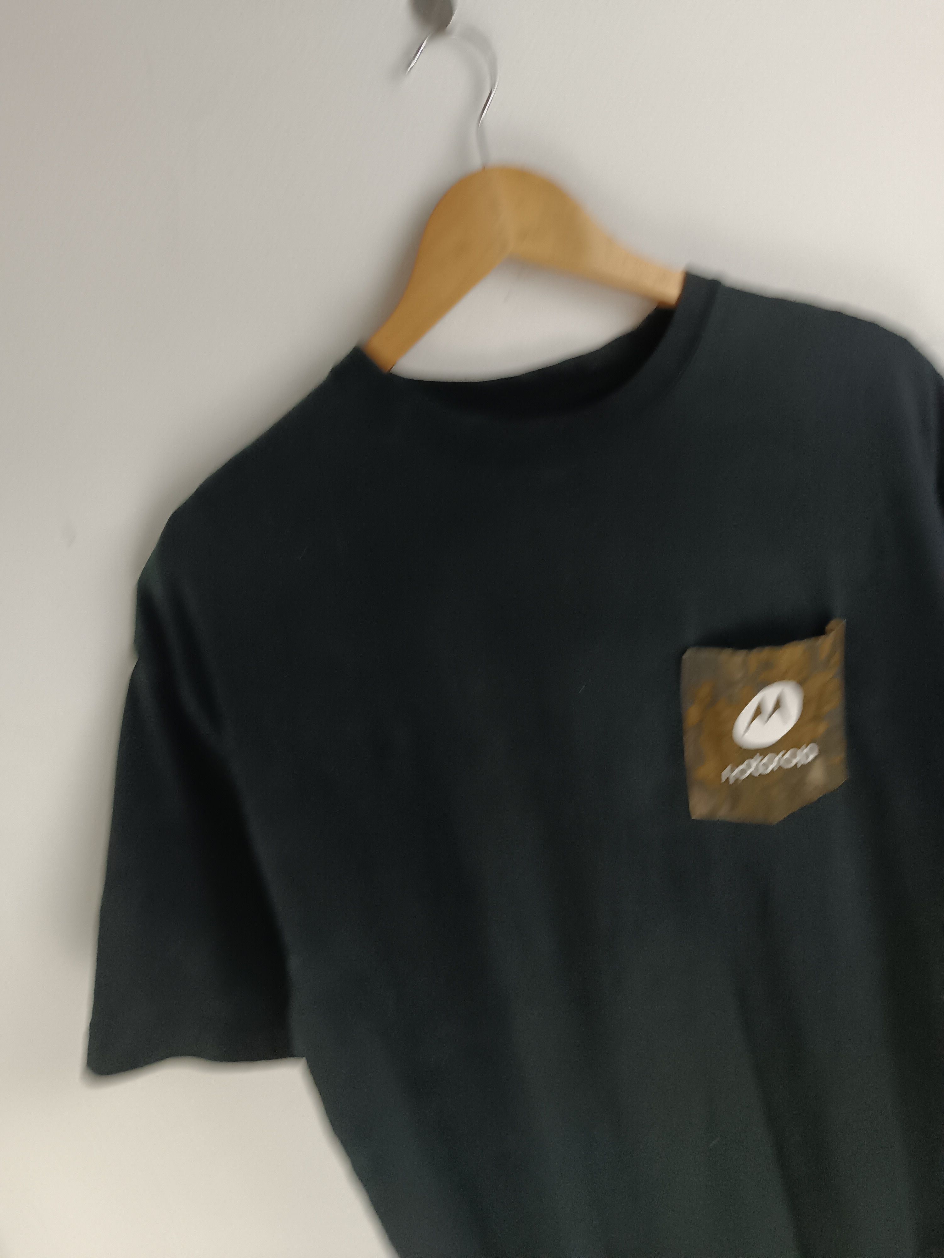 Motorola VINTAGE 2000'S MOTOROLA HELLOMOTO POCKET CAMO TEE Size US L / EU 52-54 / 3 - 5 Thumbnail