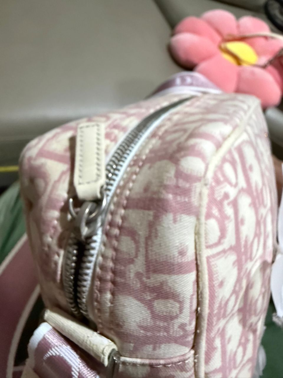 Dior Authentic Christian Dior Pink Floral Trotter Oblique Bag Size ONE SIZE - 18 Thumbnail
