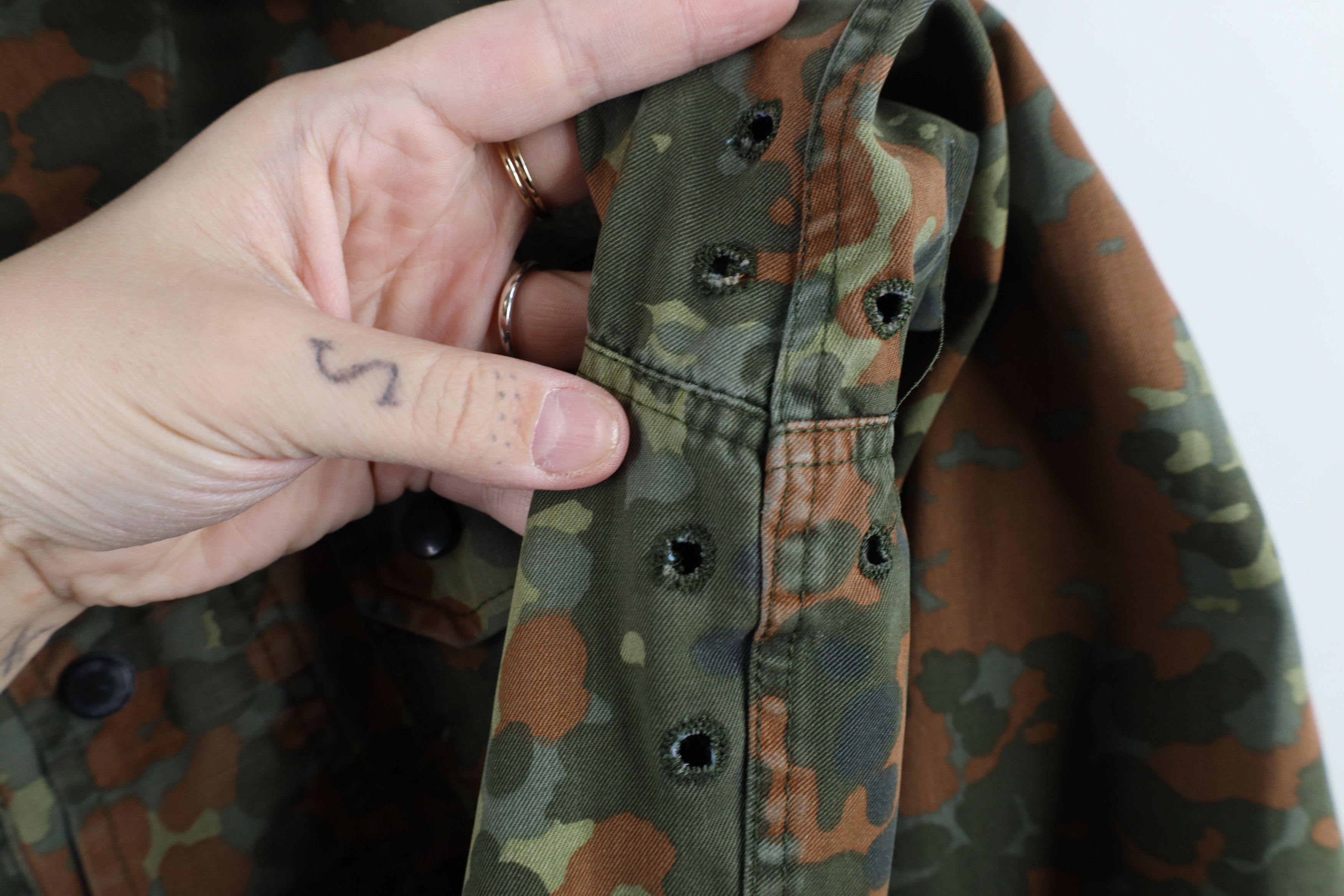 Vintage Vintage 90s German Military Camouflage Combat Field Jacket Size US L / EU 52-54 / 3 - 10 Thumbnail