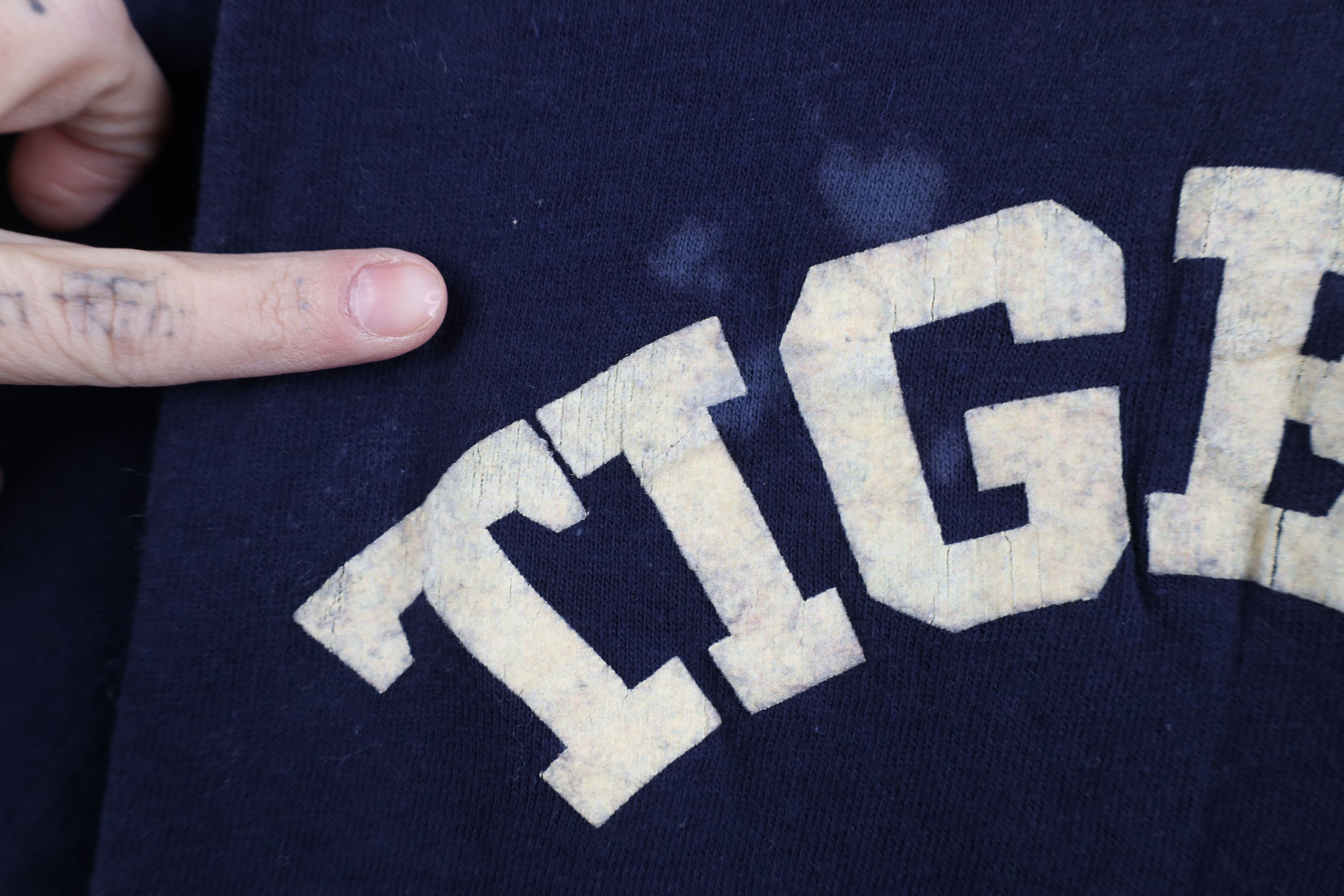 Vintage Vintage 70s Euclid Tigers Baseball T-Shirt Navy Blue USA Size US XS / EU 42 / 0 - 9 Thumbnail