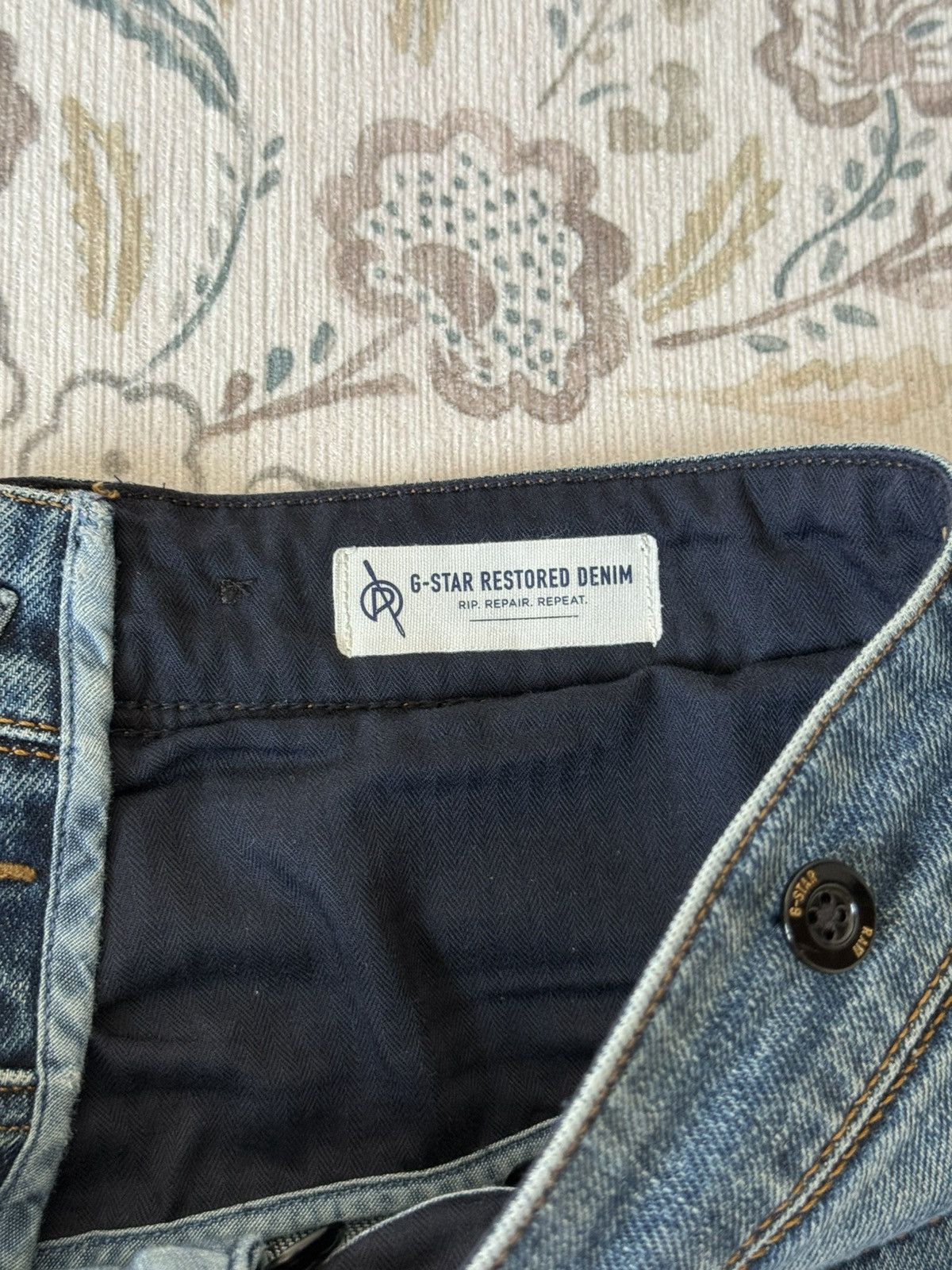 G-Star G-Star Raw Restored Denim Designer Jeans Distressed Details Size US 31 - 16 Thumbnail
