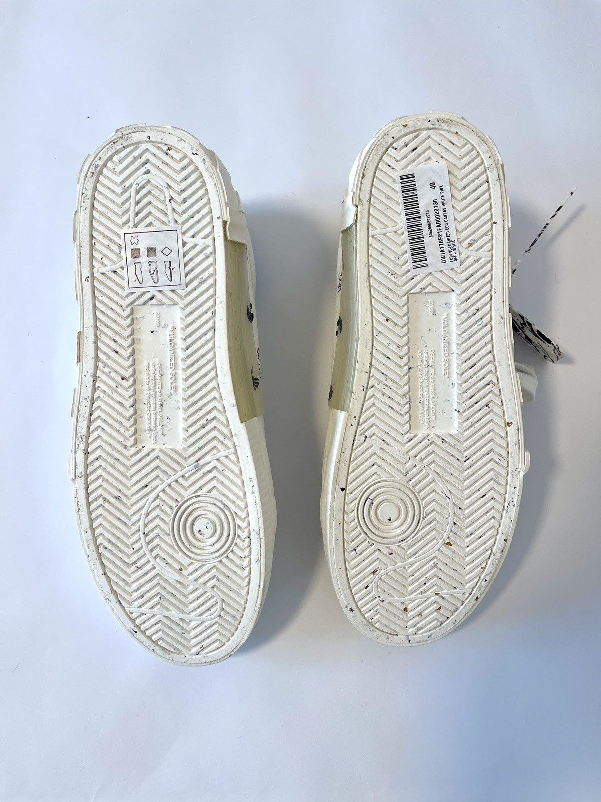 Off-White OFF-WHITE Vulc Low Eco Canvas White Pink FW21 Size US 10 / IT 40 - 6 Thumbnail