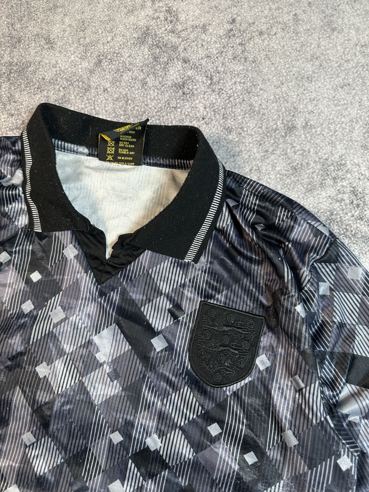Vintage Vintage Retro score draw Engalnd Rare Soccer Jersey Casual Size US M / EU 48-50 / 2 - 2 Thumbnail