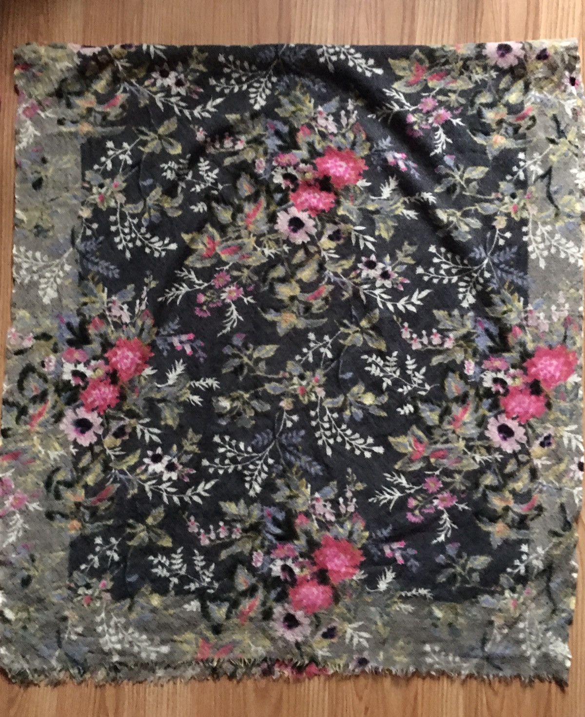 COPENHAGEN STUDIOS EPICE Paris Copenhagen Floral Wool Large Scarf Shawl Size ONE SIZE - 1 Thumbnail