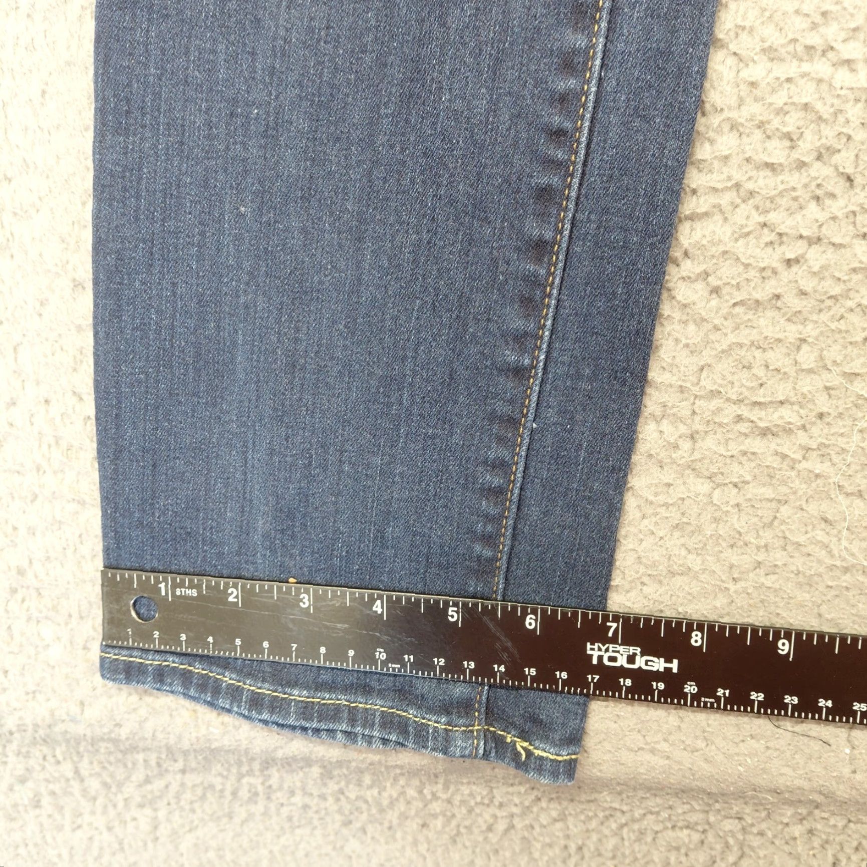 Levi's Levi’s Jeans Women 14/32 Slim Leg Blue Denim 5-Pocket Classic Rise Stretch Medium Wash Denim Jeans - Regular Size Type Size 36" / US 14 / IT 50 - 5 Thumbnail