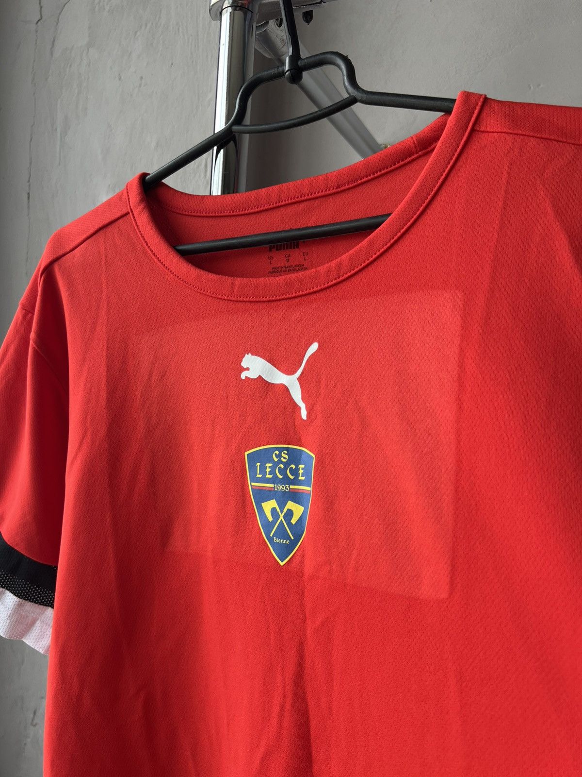 Puma 2022 CS LECCE BIENNE SOCCER JERSEY FOOTBALL SHIRT RED Size US L / EU 52-54 / 3 - 6 Thumbnail
