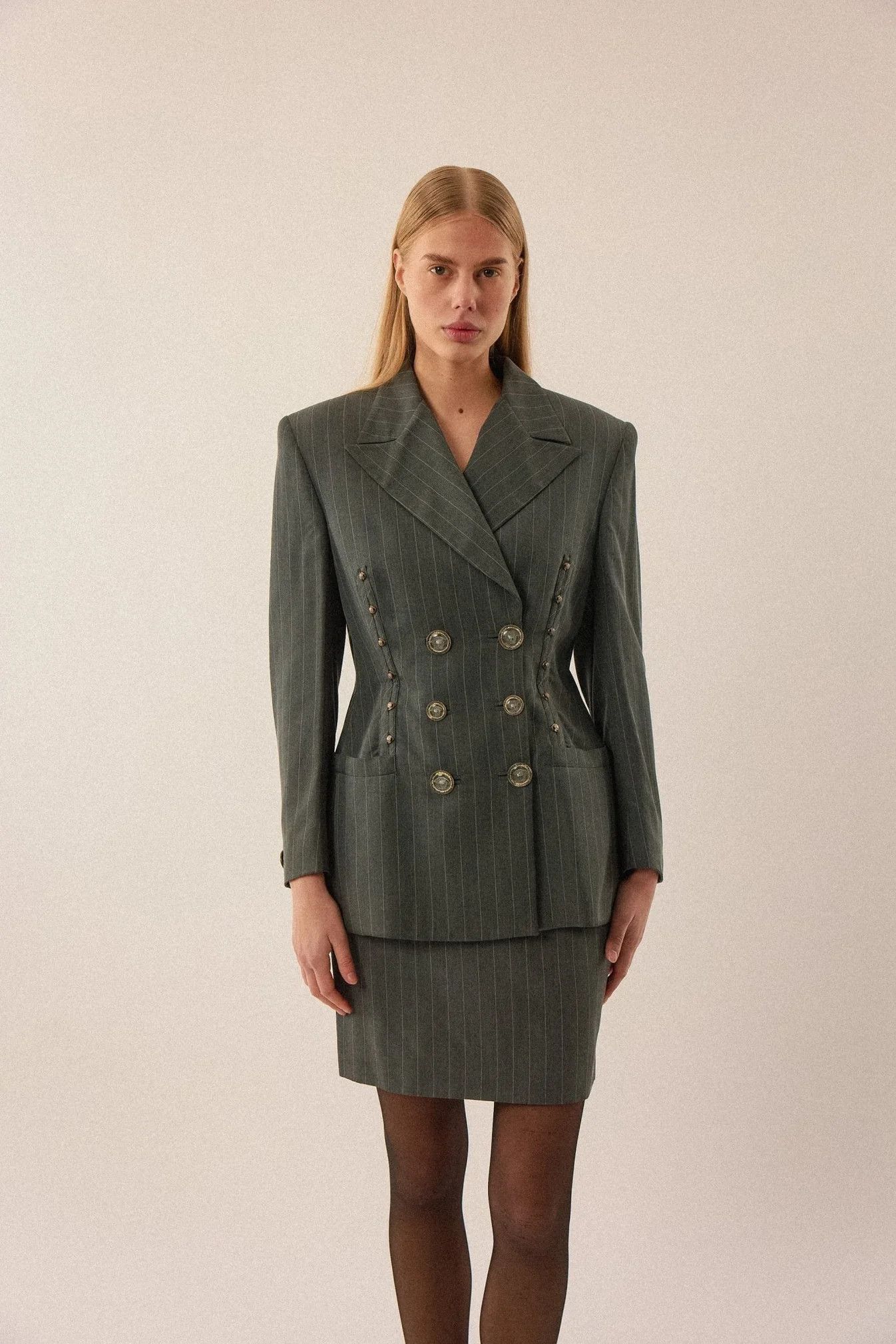 Versace Gianni Versace 1995 Runway Gray Pinstripe Pants Suit Size M / US 6-8 / IT 42-44 - 3 Thumbnail
