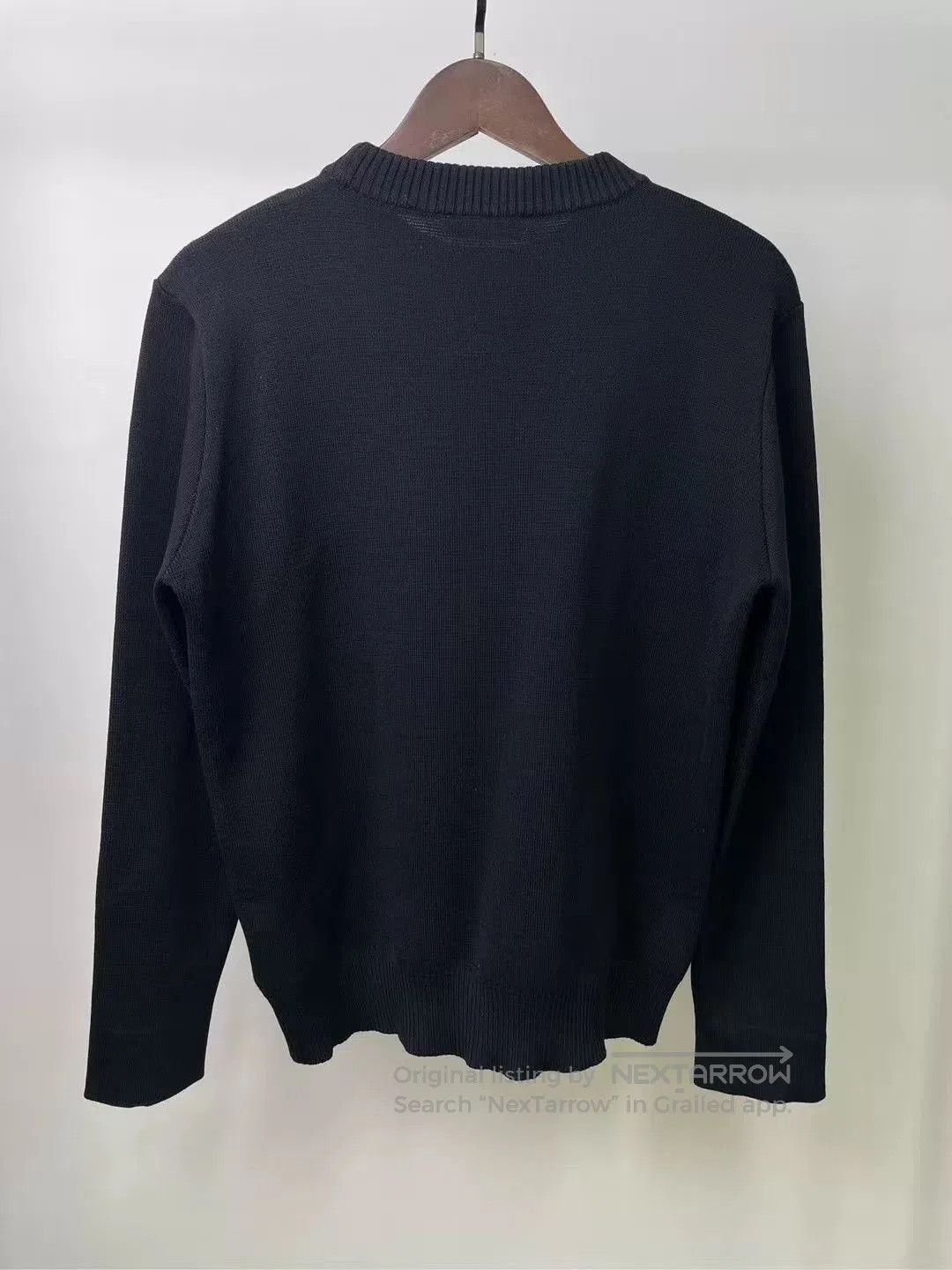 Prada prada round neck knit sweater size m. Size US M / EU 48-50 / 2 - 2 Thumbnail