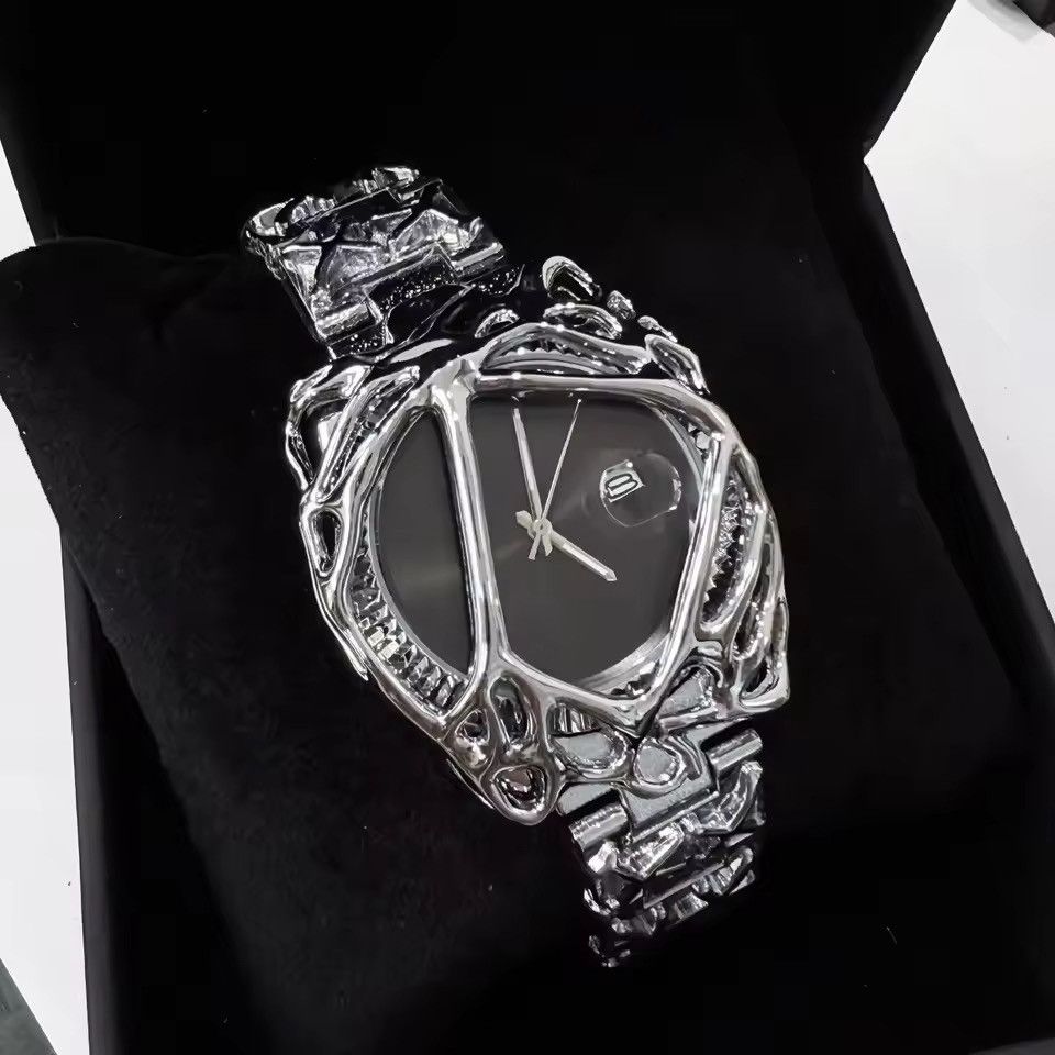 Japanese Brand Devil Claw Quart Watch Size ONE SIZE - 1 Thumbnail