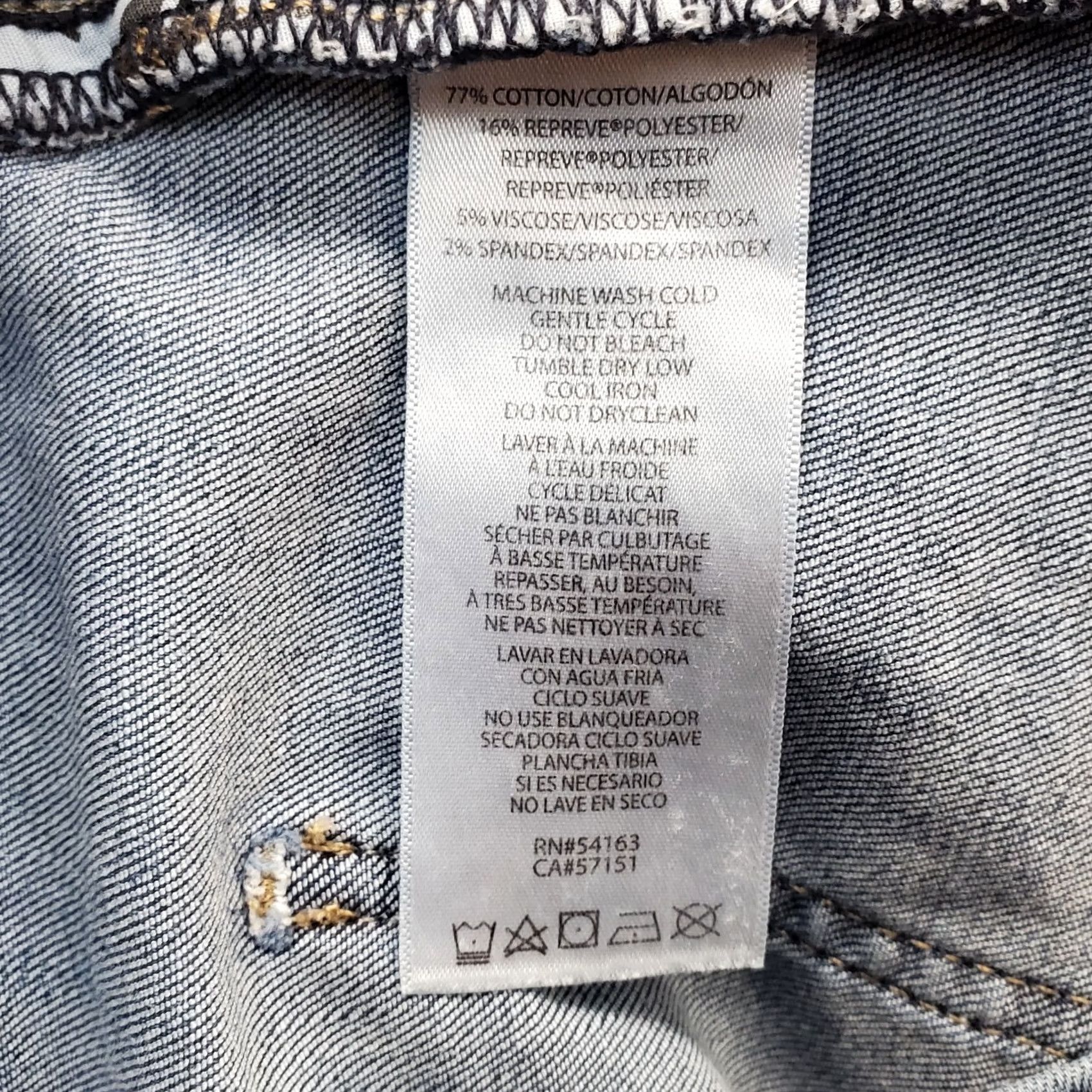 Calvin Klein Calvin Klein Jeans Shorts Womens Size 32 Blue Denim High-Rise Cut-Off Medium Wash Jeans Shorts Womens 32 Blue Denim High-Rise Cut-Off Size 24" / US 00 / IT 34 - 8 Thumbnail