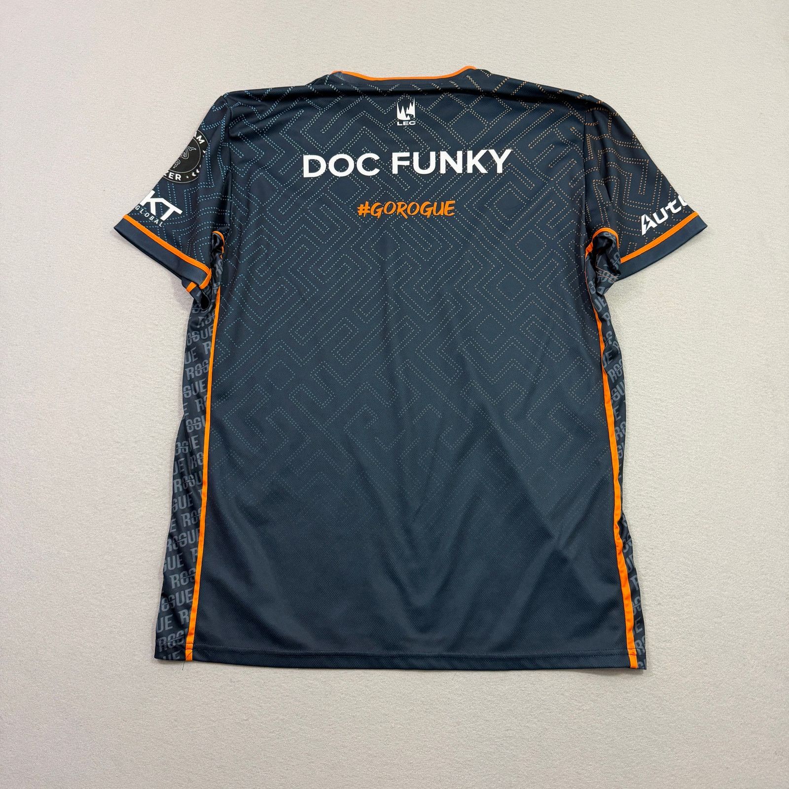 Vintage Rogue 2022 Esports Team Razer Pro Video Game Jersey 3XL Size US XXL / EU 58 / 5 - 7 Thumbnail