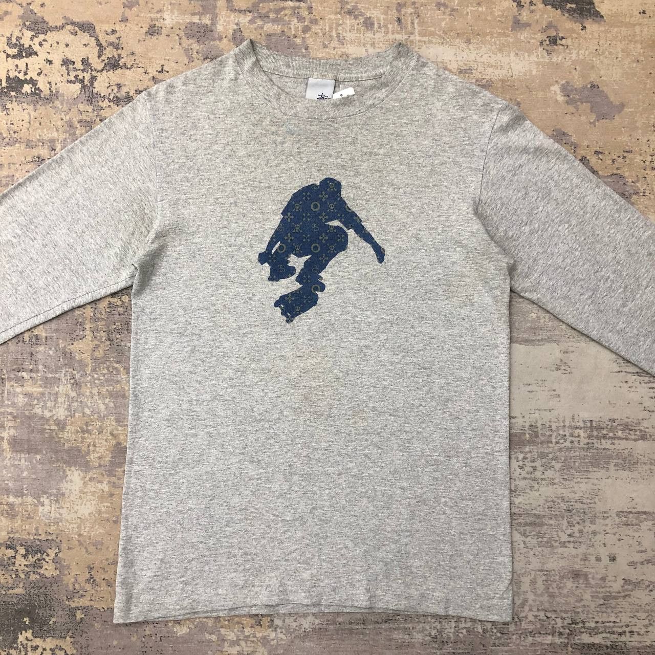 Stussy T259 90s STUSSY MADE IN USA MONOGRAM SKATE TEE Size US S / EU 44-46 / 1 - 3 Thumbnail