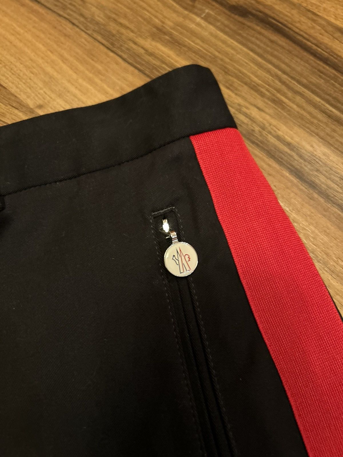 Moncler Moncler pants Size US 34 / EU 50 - 2 Thumbnail