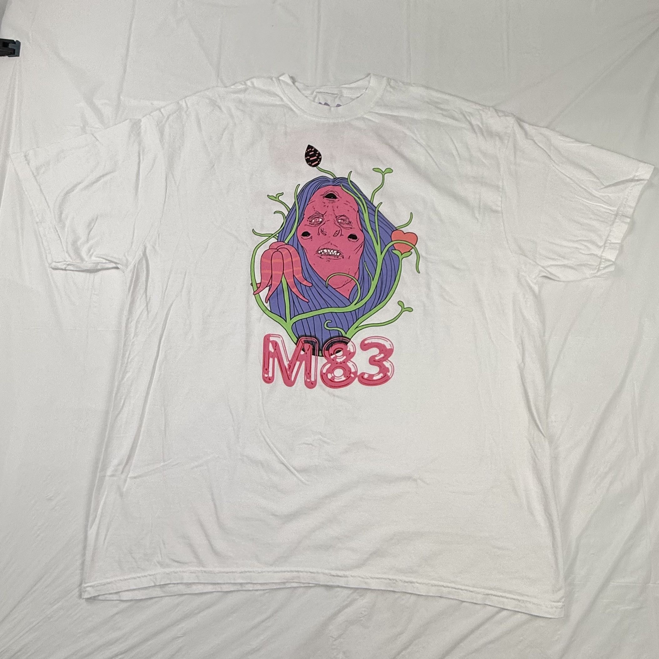 Other M83 Fantasy 2023 US Tour T-Shirt Mens XXL Graphic Band Tee Size US XXL / EU 58 / 5 - 1 Thumbnail