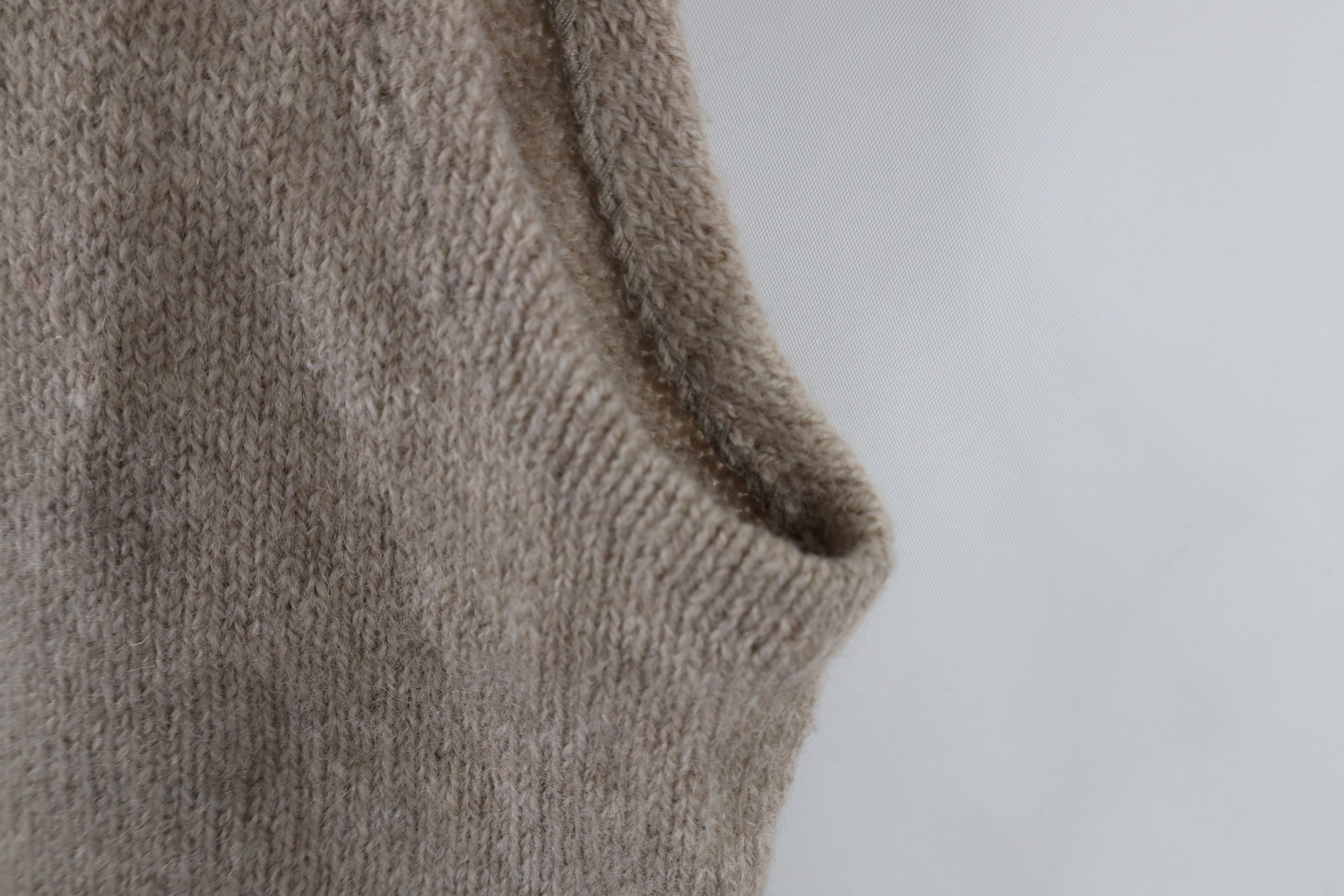 Vintage Vintage 70s Streetwear Blend Knit Sweater Vest Beige USA Size US L / EU 52-54 / 3 - 6 Thumbnail