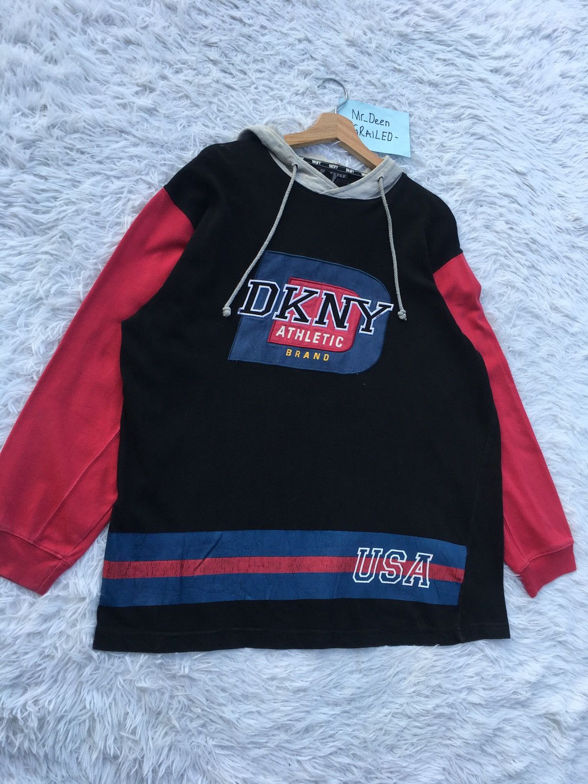 DKNY Vintage DKNY Big Logo Sweater Hoodie Size US M / EU 48-50 / 2 - 3 Thumbnail