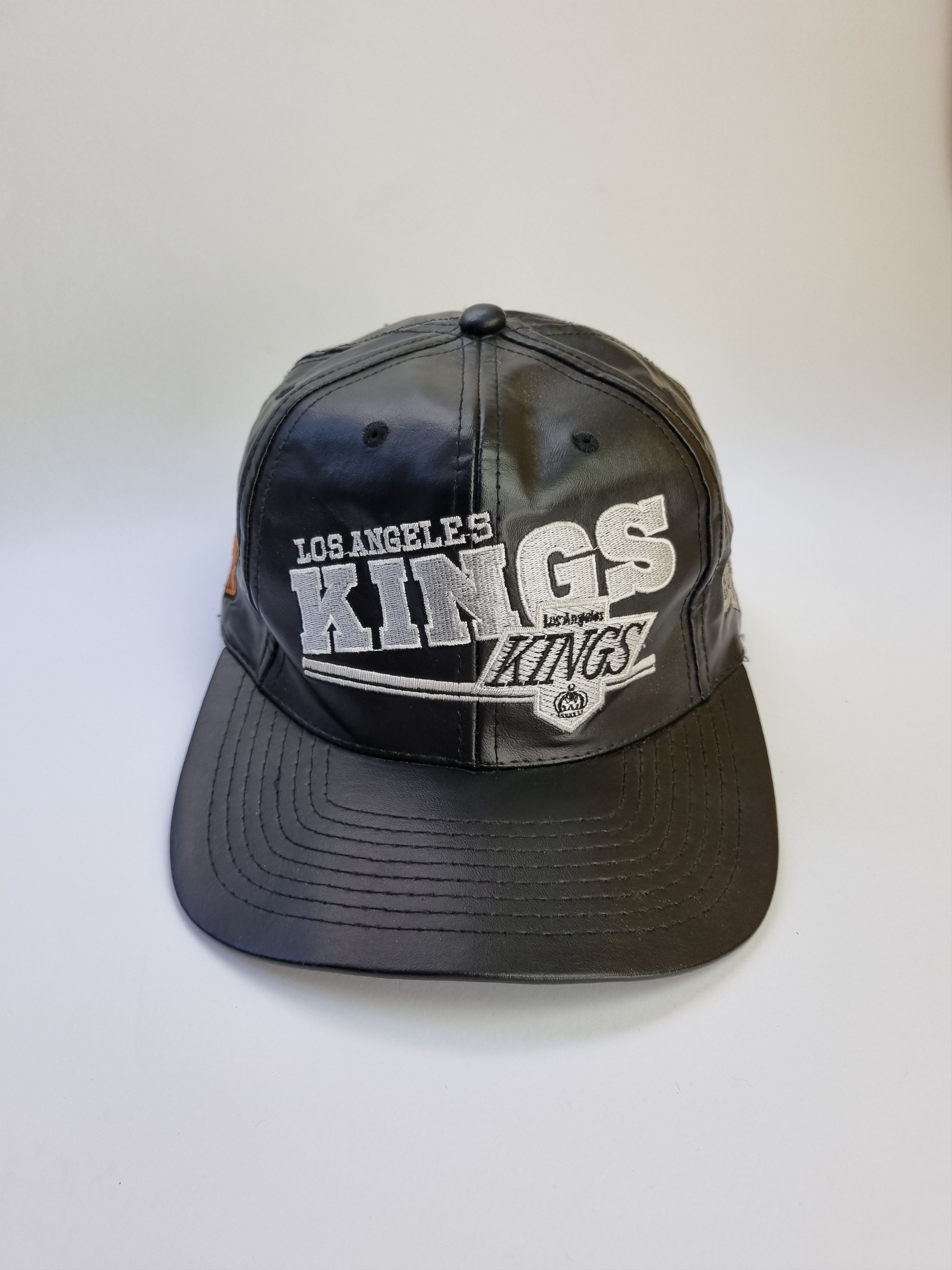 NHL × Vintage KINGS Embroidered Logo NHL Cap Size ONE SIZE - 1 Thumbnail