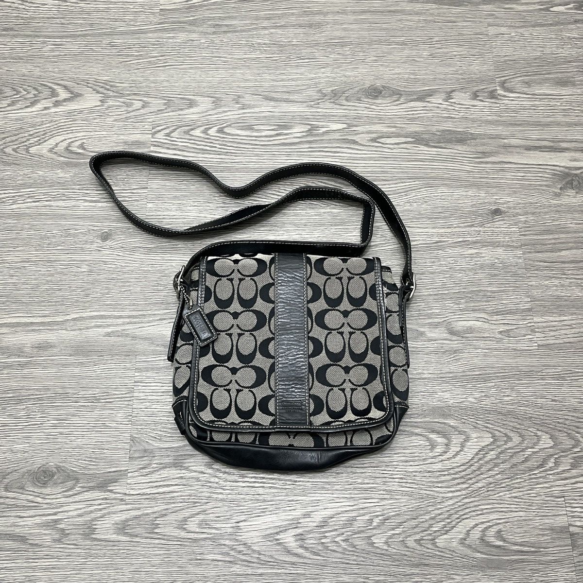 Coach Vintage Coach Monogram Crossbody Bag 🟥 Size ONE SIZE - 2 Thumbnail