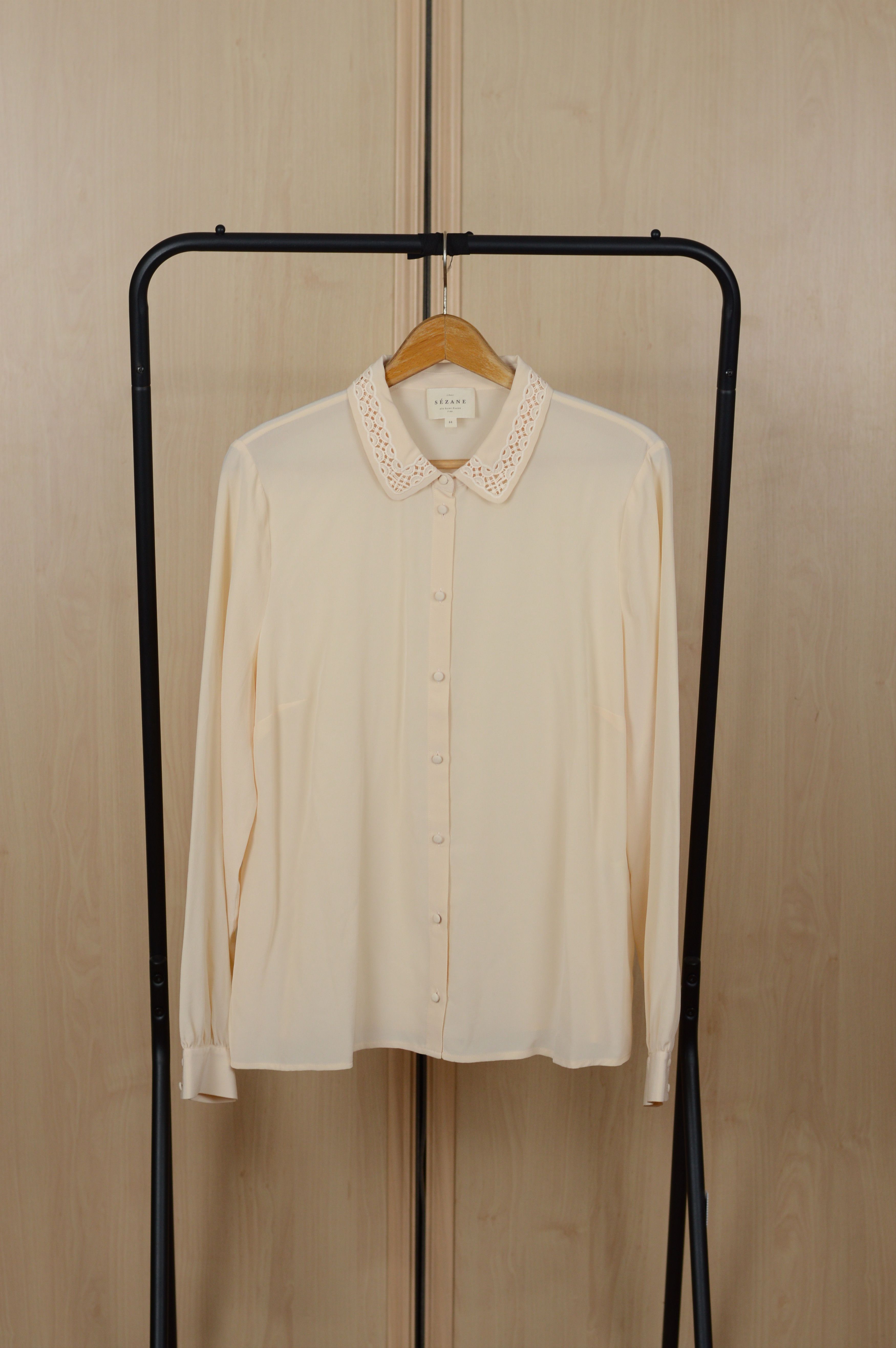Sezane Silk Creamy Shirt Buttons up