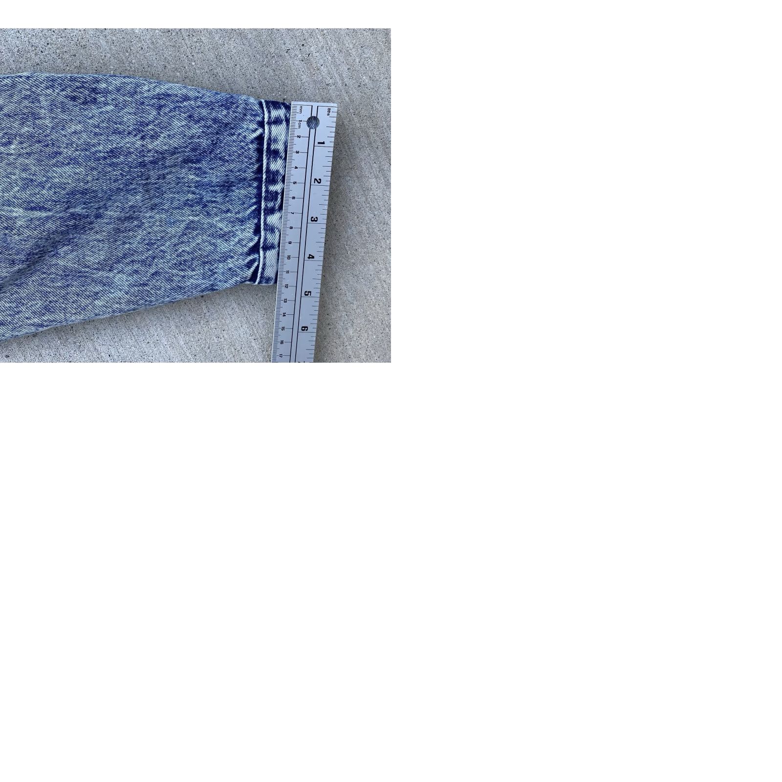 Vintage VINTAGE Bandolino Denim Jacket Acid Wash Cropped Boxy Western Seam 80s 90s Worn Blue Cotton Denim Women Jacket Bandolino Western Casual Vintage Size ONE SIZE - 12 Thumbnail
