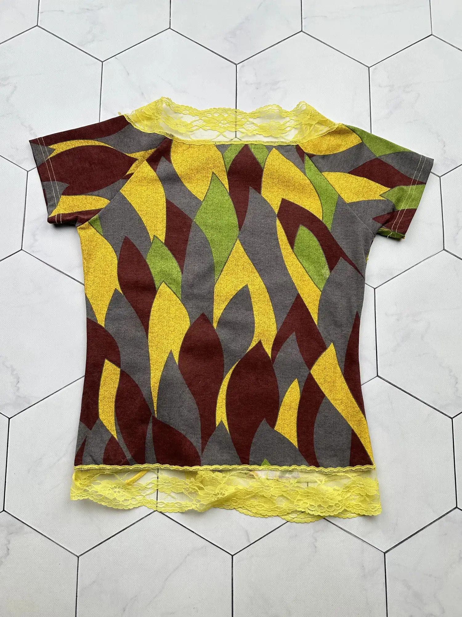 Custo Barcelona Custo Barcelona Vintage T-Shirt (B396) Size XS / US 0-2 / IT 36-38 - 5 Thumbnail