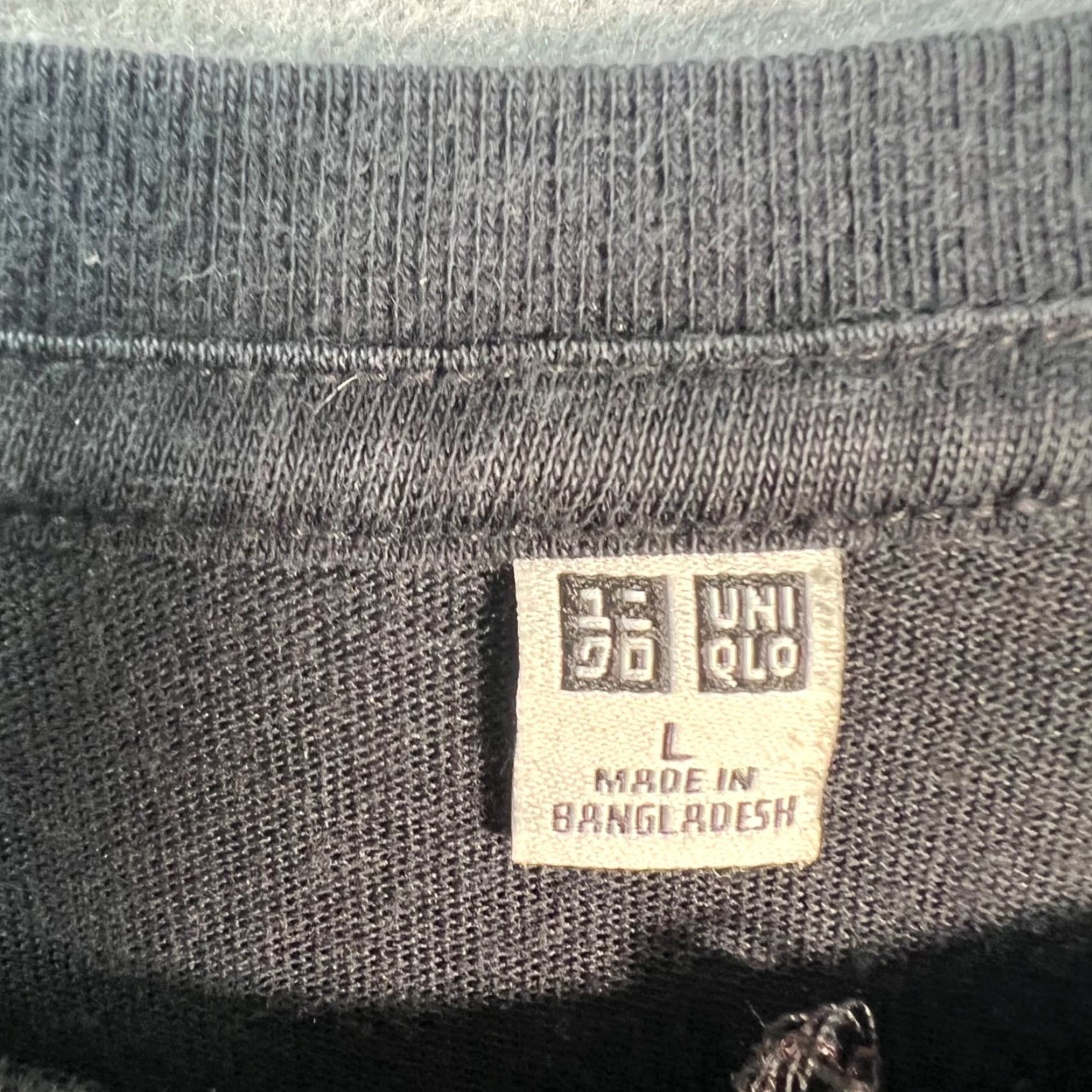 Uniqlo Uniqlo Mens Size Large Black Crewneck Short Sleeve T-Shirt Cotton Blend Size US L / EU 52-54 / 3 - 3 Thumbnail