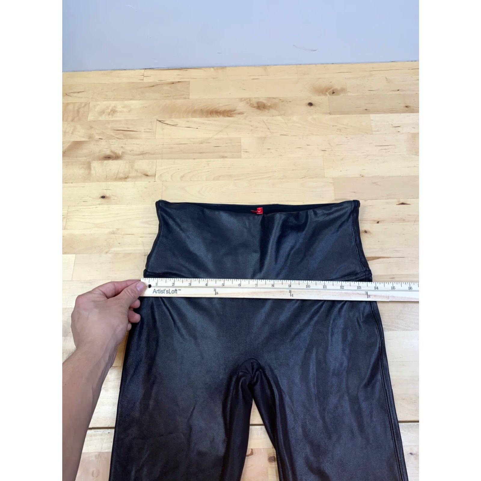 Spanx Spanx Leggings Womens L Black Faux Leather Shiny Shaping Slimming 10432 Size 36" / US 14 / IT 50 - 4 Thumbnail
