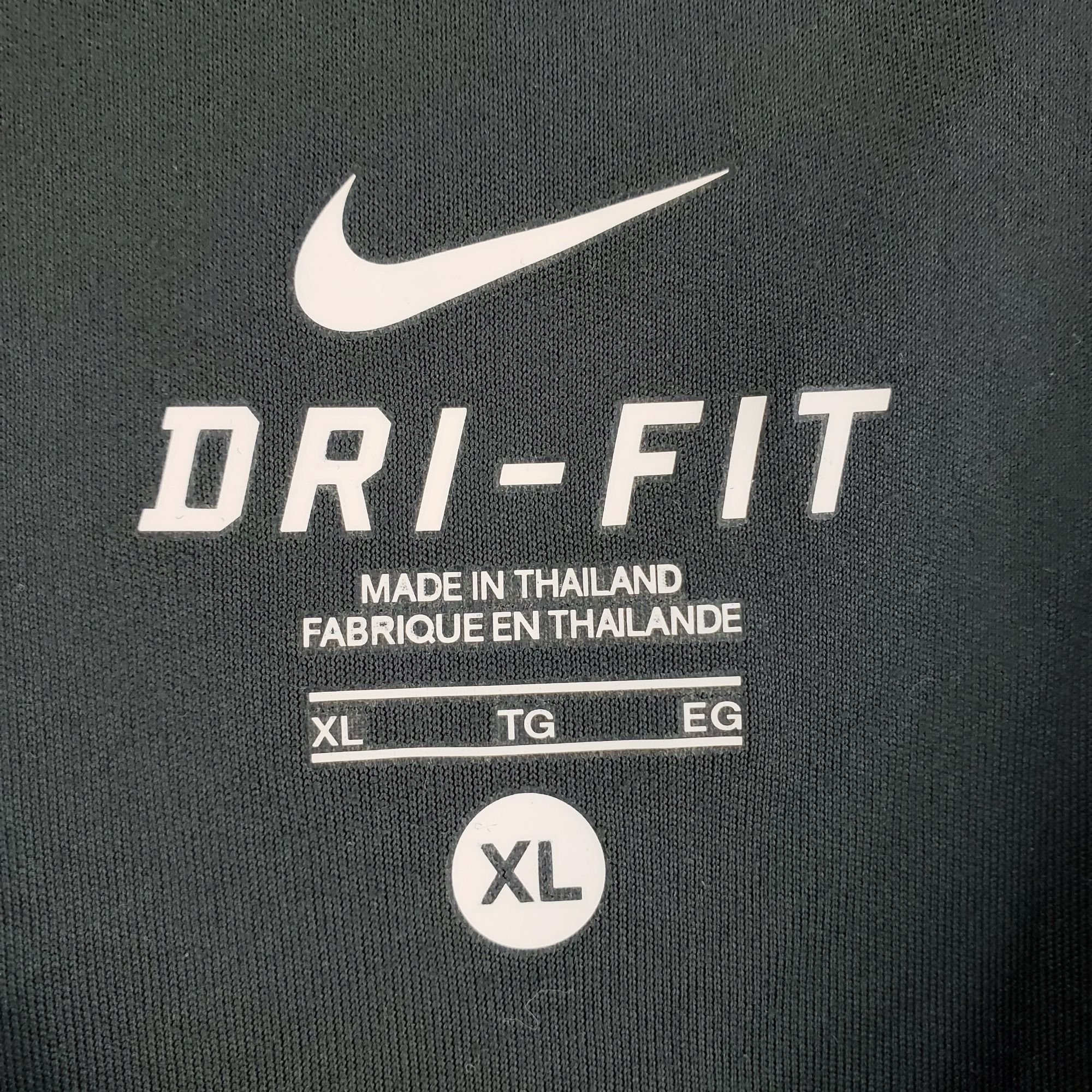 Nike Nike DriFit Long Sleeve Shirt Black Athletic Stretch Mens XL Size US XL / EU 56 / 4 - 5 Thumbnail