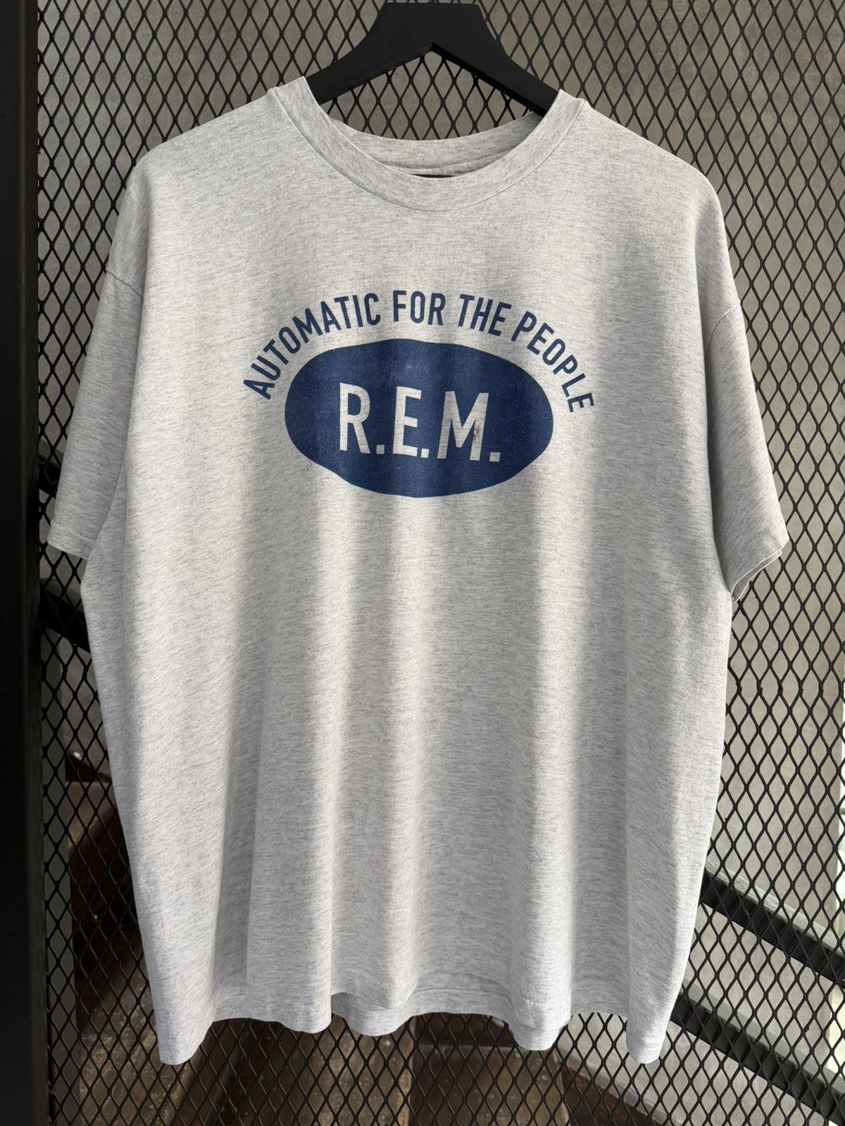 Band Tees Vintage 1990s REM Everybody Hurts Promo Tee Size US XL / EU 56 / 4 - 1 Thumbnail