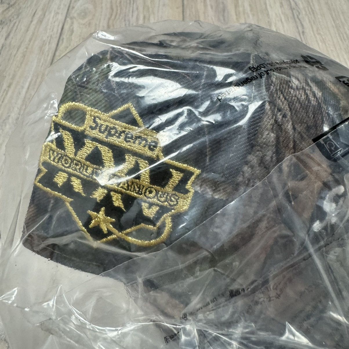 New Era × Supreme Supreme Championship Box Logo Fitted Hat Kanati Camo DS Size ONE SIZE - 7 Thumbnail