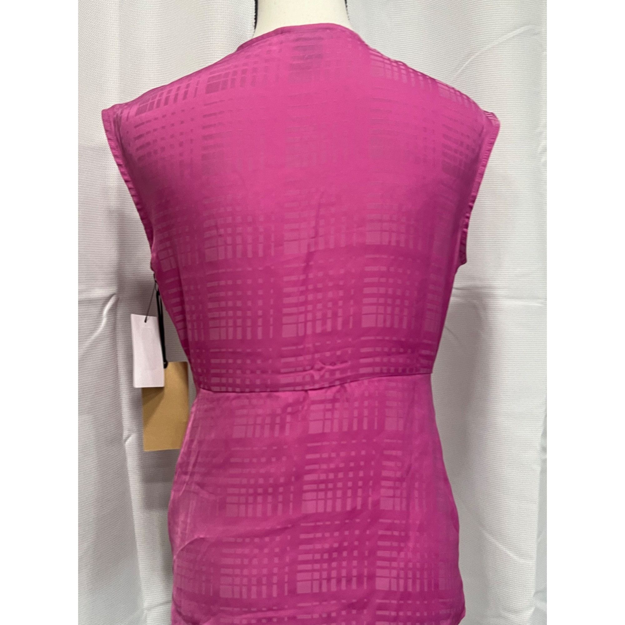 Other Halogen Twist Front Top, Pink Rosebud, Sz. M Size M / US 6-8 / IT 42-44 - 5 Thumbnail