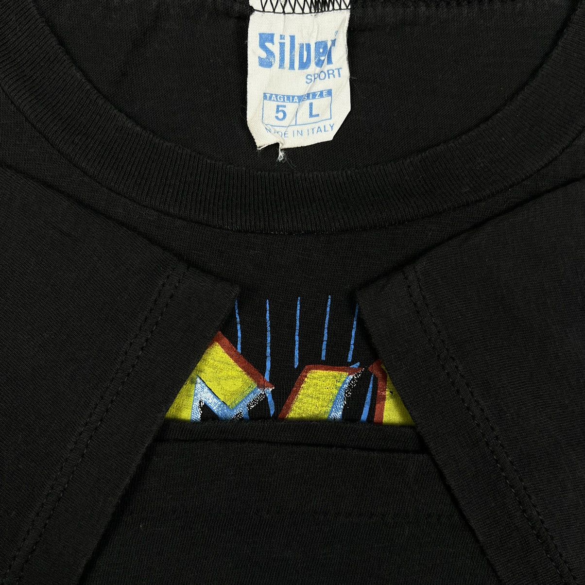 Band Tees Vintage 1986 AC/DC ‘Who Made Who’ Made in Italy T Shirt Size US L / EU 52-54 / 3 - 3 Thumbnail