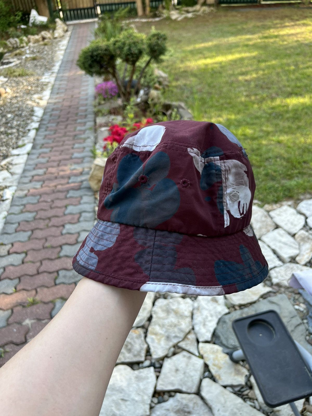 Designer × Wood Wood Wood Wood patterned bucket hat camo burgundy grey black Size ONE SIZE - 18 Thumbnail