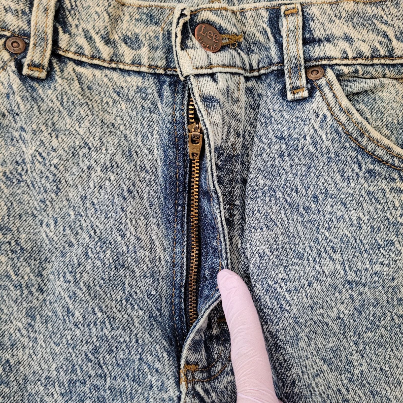 Lee VTG 80s Lee Riders Acid-Wash Jeans 30x30 USA 209-6848 Size US 30 / EU 46 - 5 Thumbnail