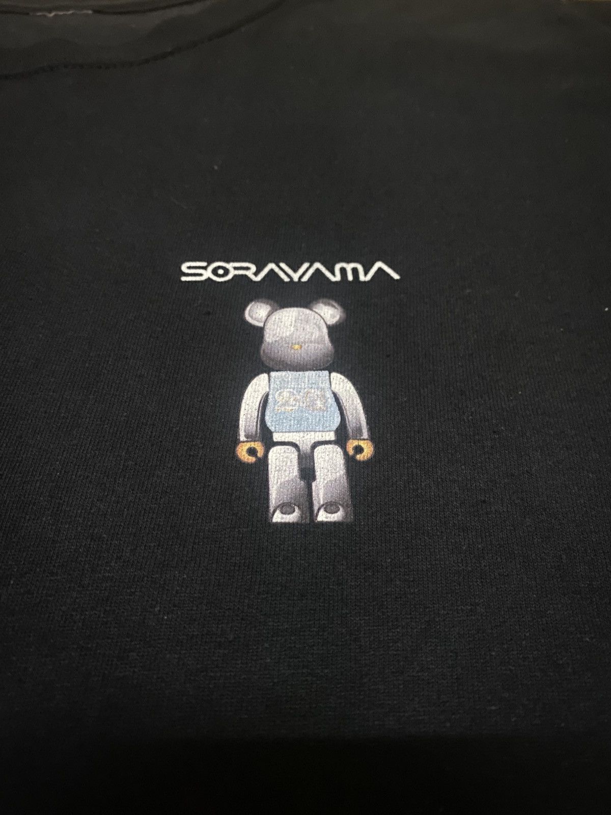 Club Sorayama × Medicom Toy Sorayama X Medicom Toy Bearbrick Back Hit Big Logo T Shirt Size US M / EU 48-50 / 2 - 3 Thumbnail