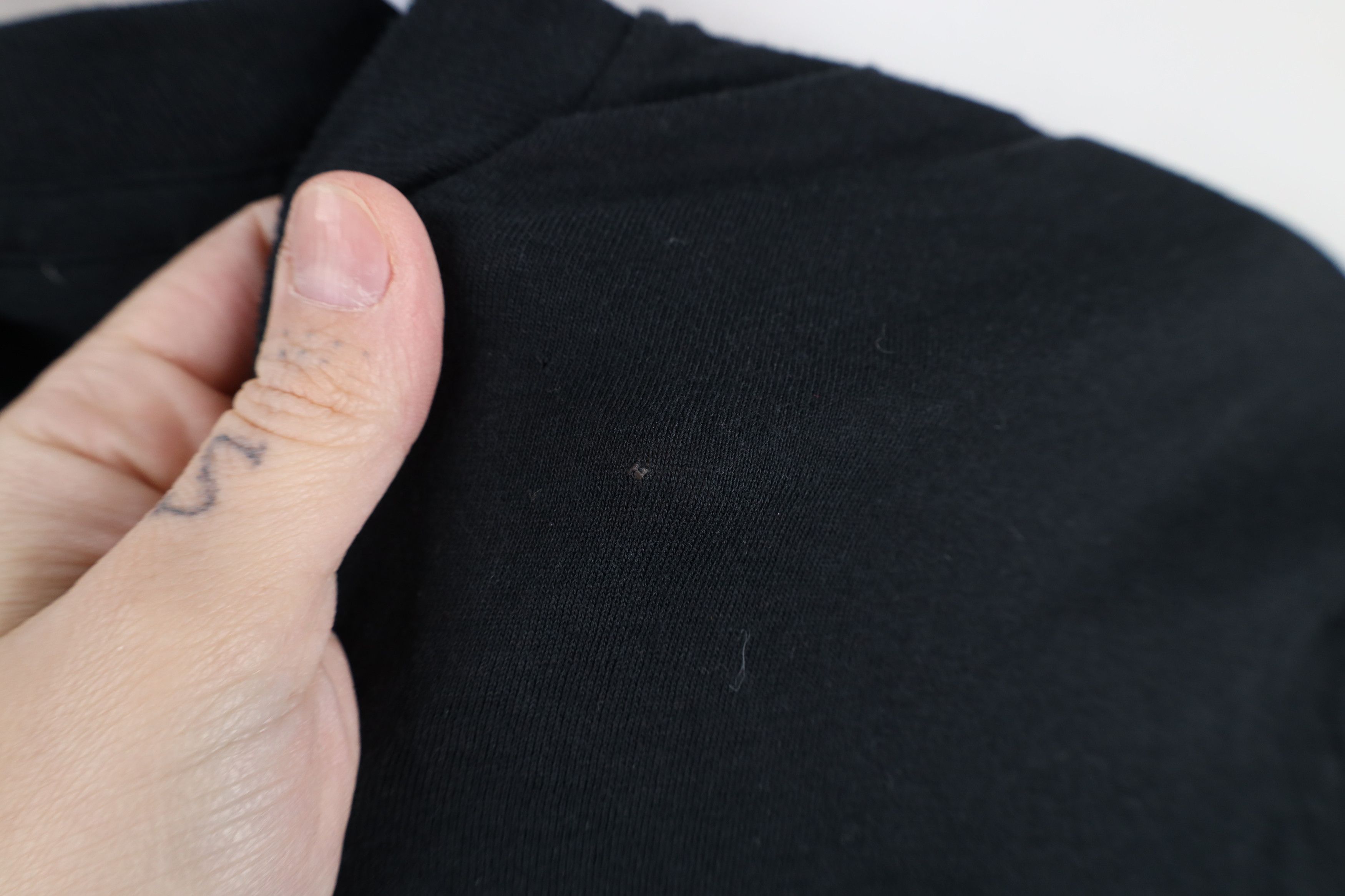 Vintage Vintage 90s Streetwear Thin Cotton Pocket T-Shirt Black Size US L / EU 52-54 / 3 - 4 Thumbnail