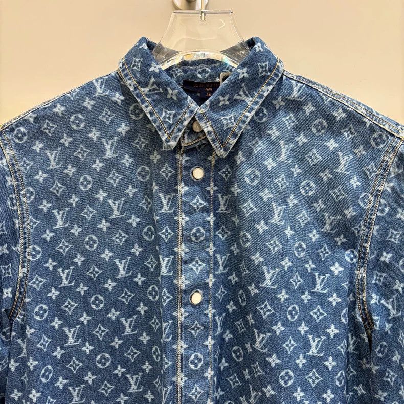 Louis Vuitton Louis Vuitton Denim Denim FW25 Full Print Shirt Size XS / US 0-2 / IT 36-38 - 3 Thumbnail
