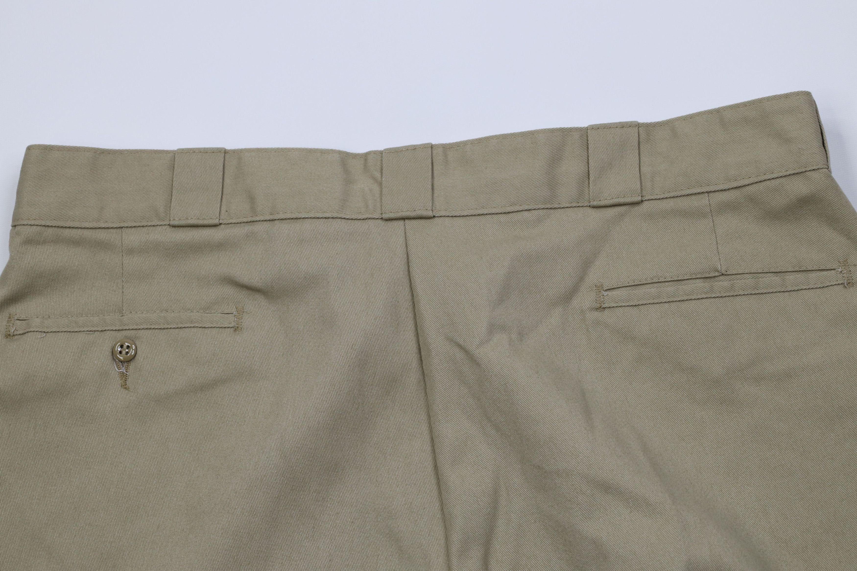 Dickies Vintage Y2K Dickies Relaxed Fit Workwear Shorts Beige Size US 40 / EU 56 - 10 Thumbnail