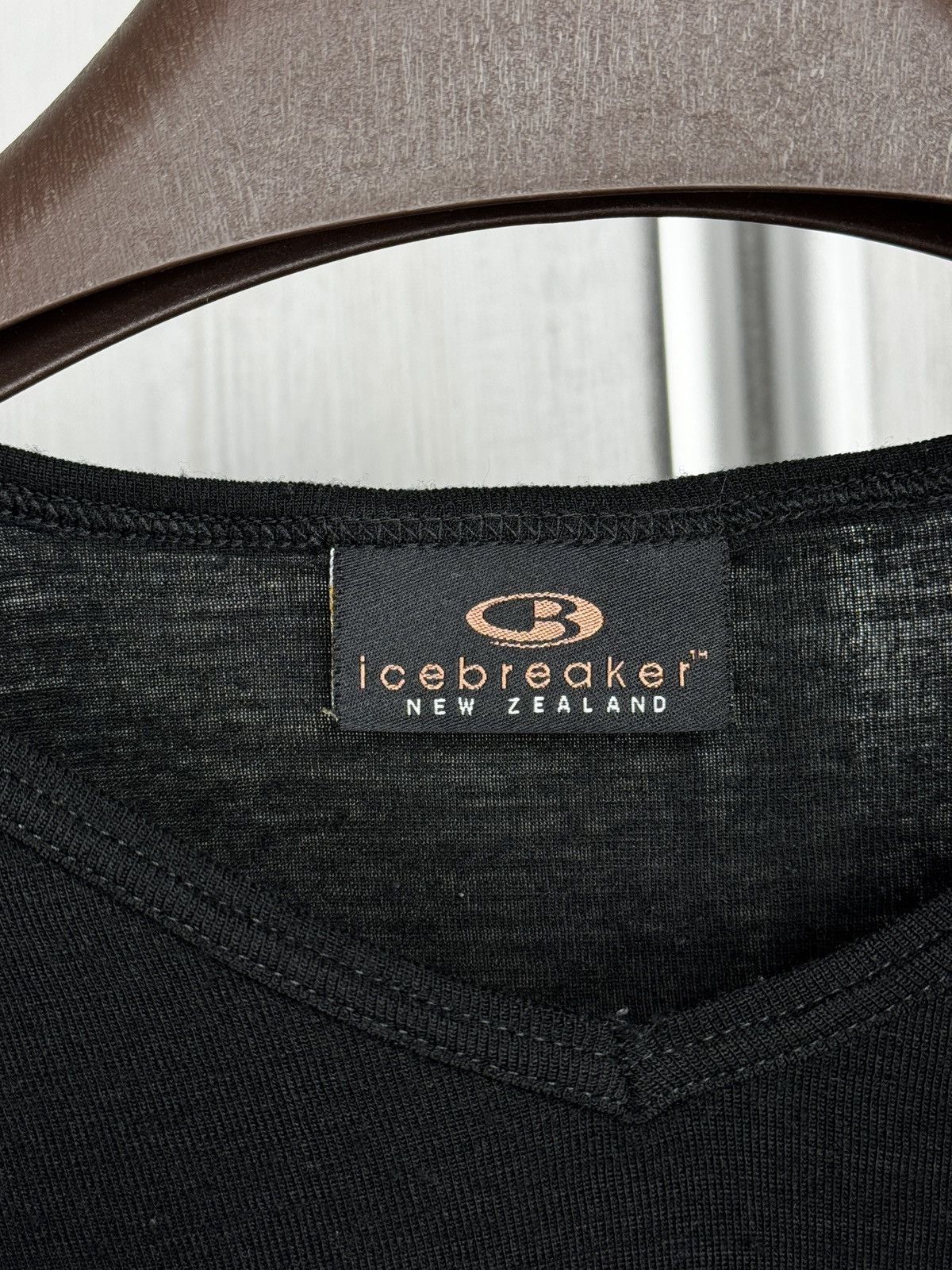 Icebreaker Icebreaker New Zealand Merino black basic tee shirt sz M Size US M / EU 48-50 / 2 - 10 Thumbnail