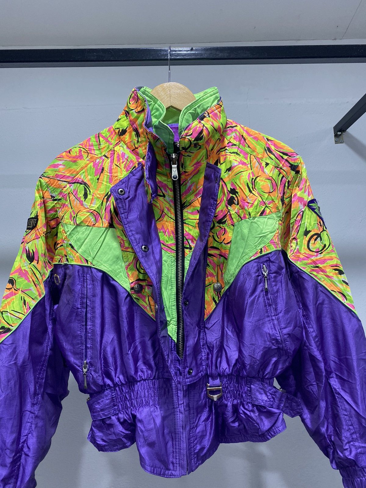 Vintage Vintage Descente Ski Winter Jacket 80s 70s Era Crop Size L / US 10 / IT 46 - 13 Thumbnail
