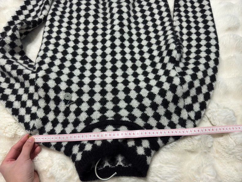Yves Saint Laurent saint laurent Black and white diamond brooch sweater 2501-N Size US L / EU 52-54 / 3 - 8 Thumbnail